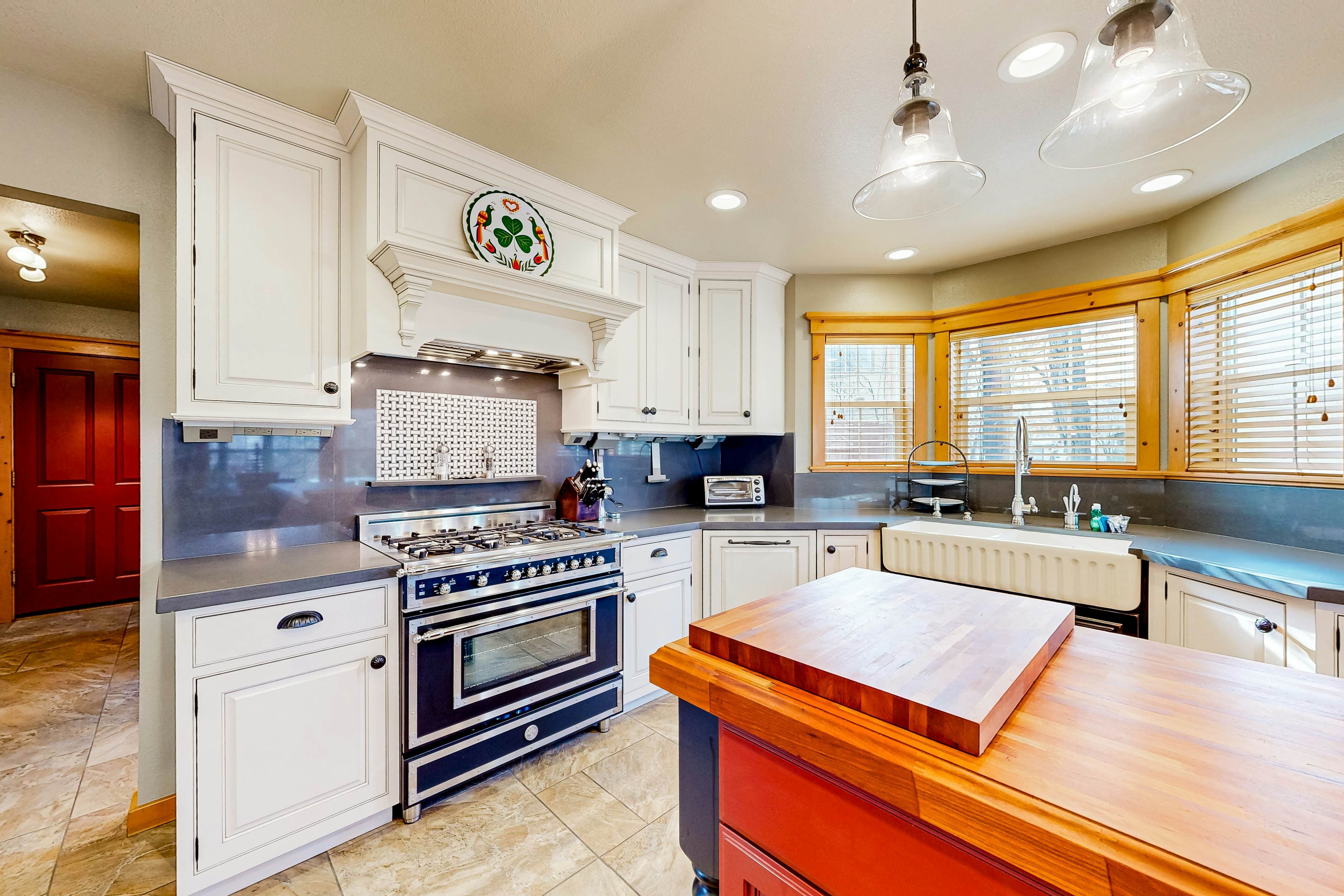 Flagstaff Fantasy - Main House