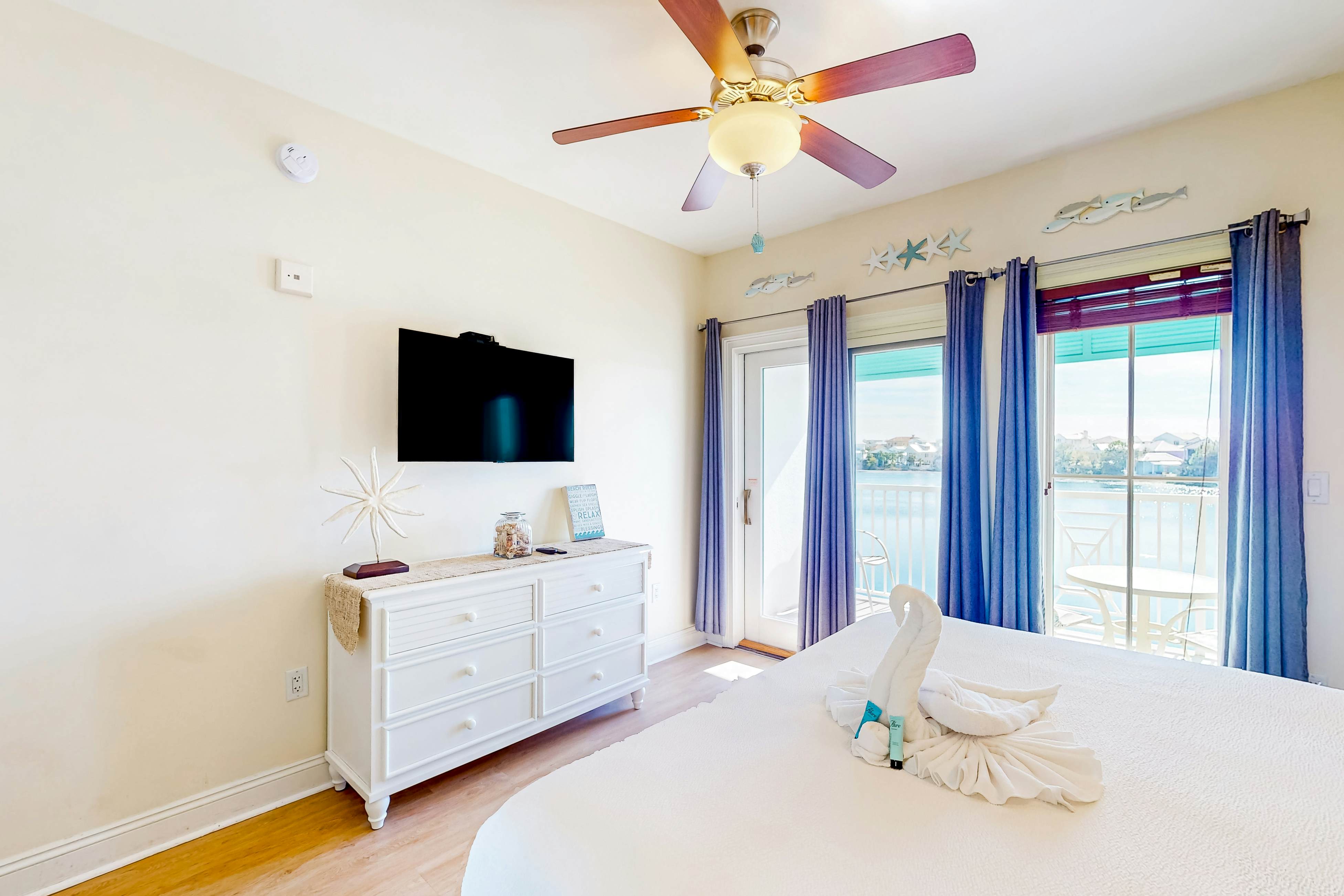 Carillon Beach Inn 301