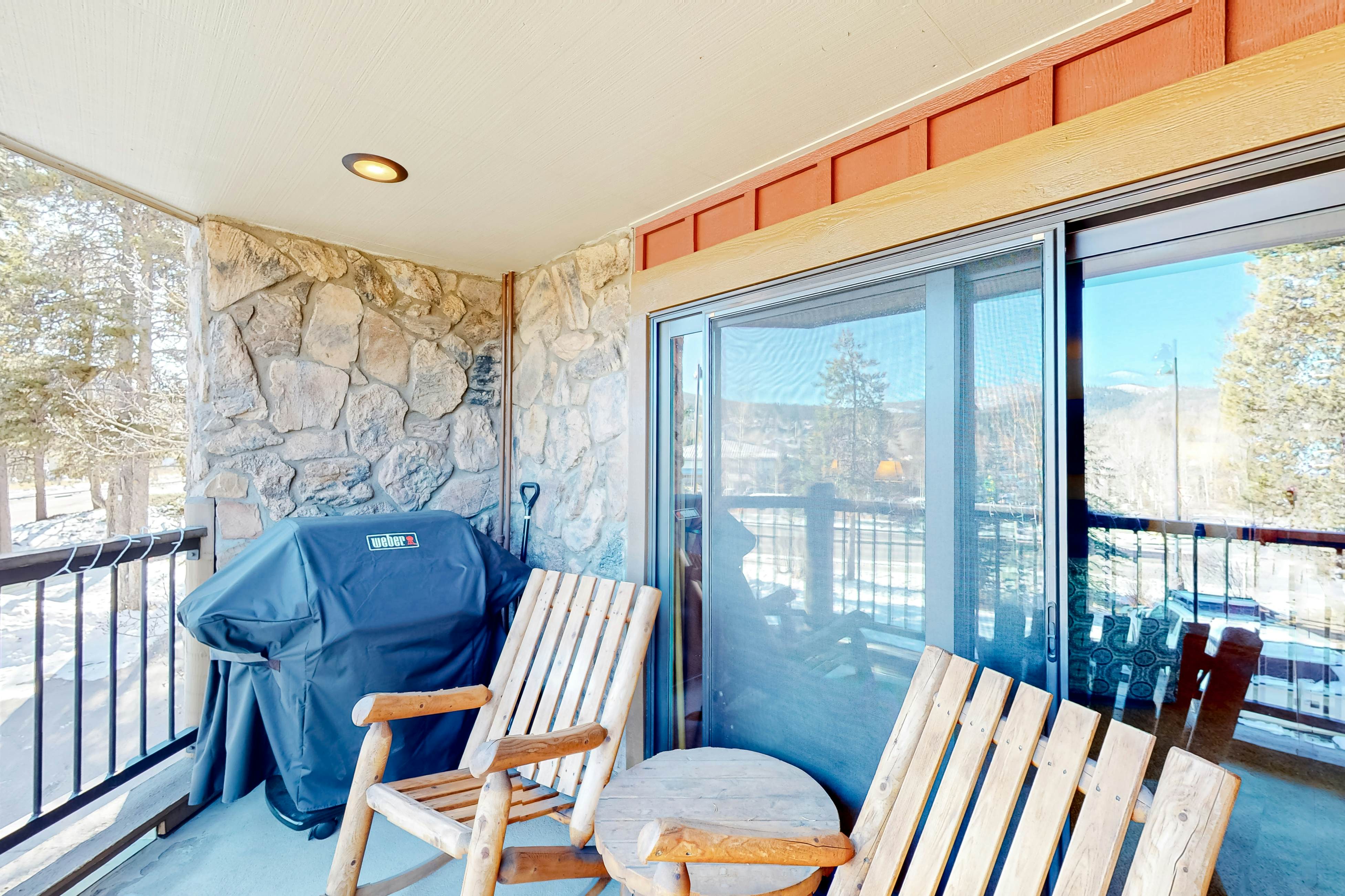 It's Four O'Clock Somewhere