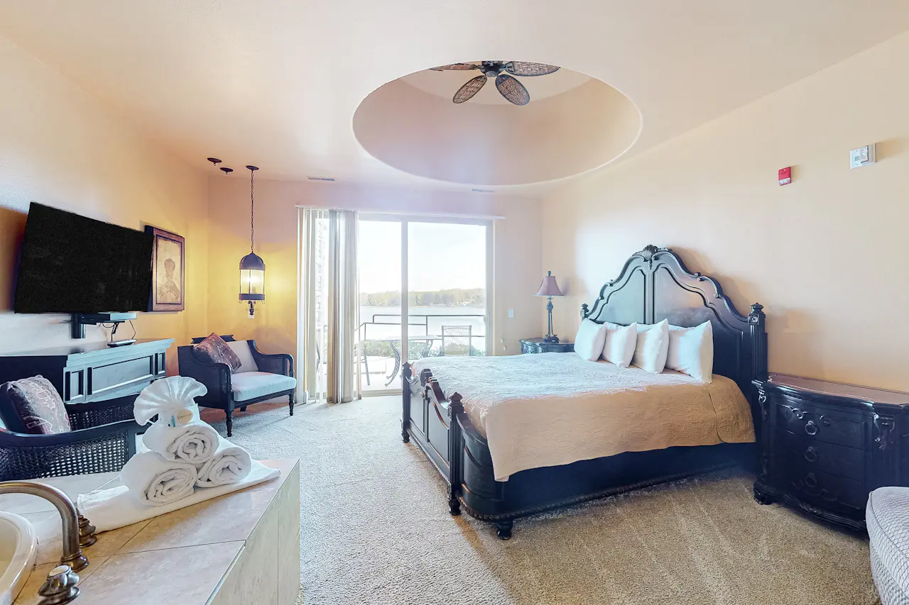 Delton Grand Resort 406 0 BD Wisconsin Dells, WI Vacation Rental