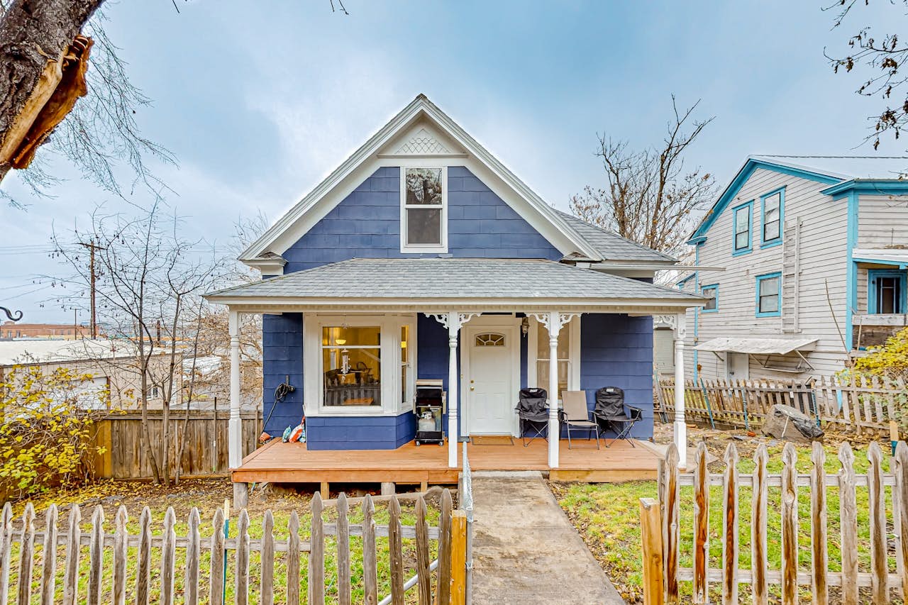 Trail's End Cottage 3 BD The Dalles, OR Vacation Rental Vacasa