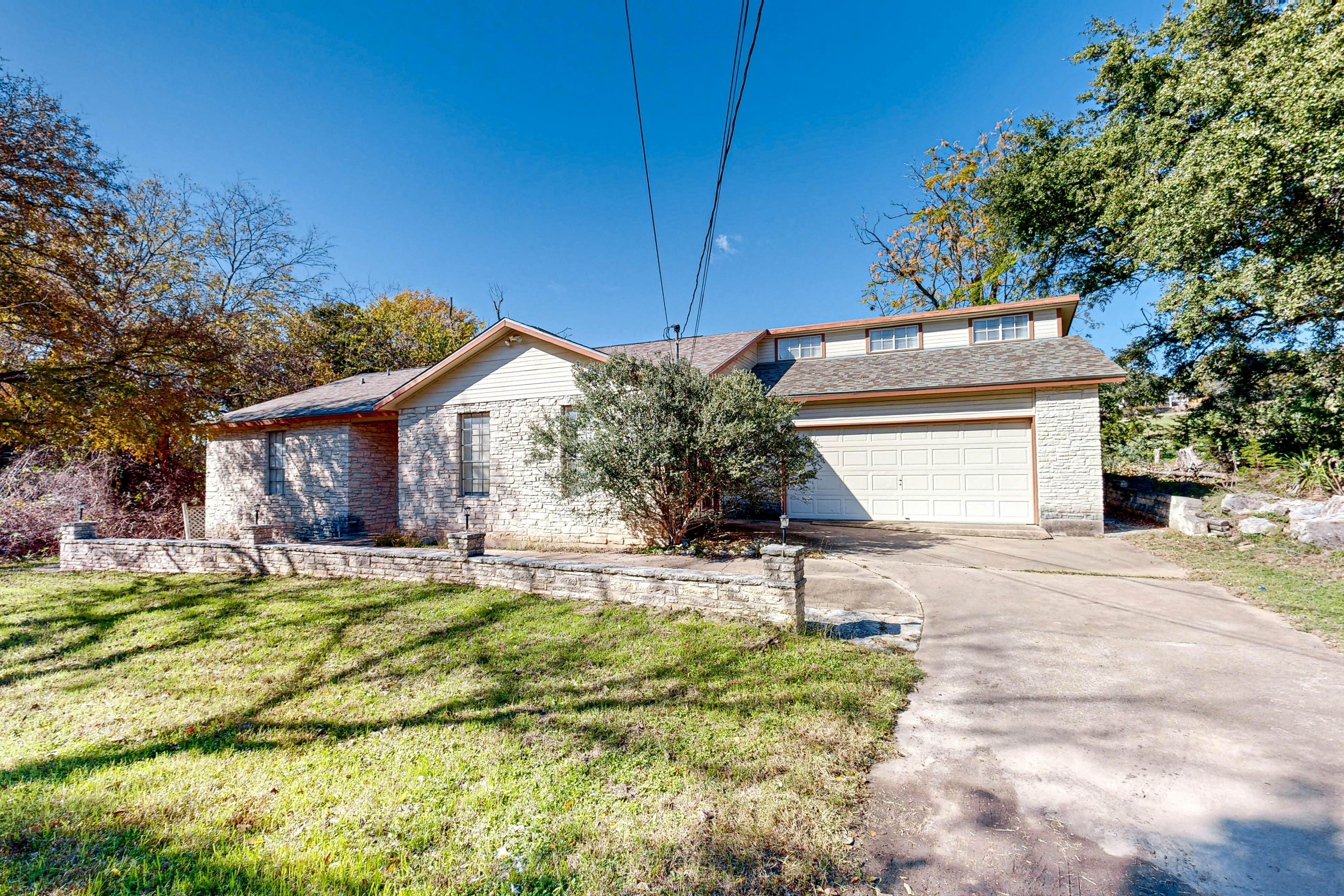 La Vie in Lago Vista 