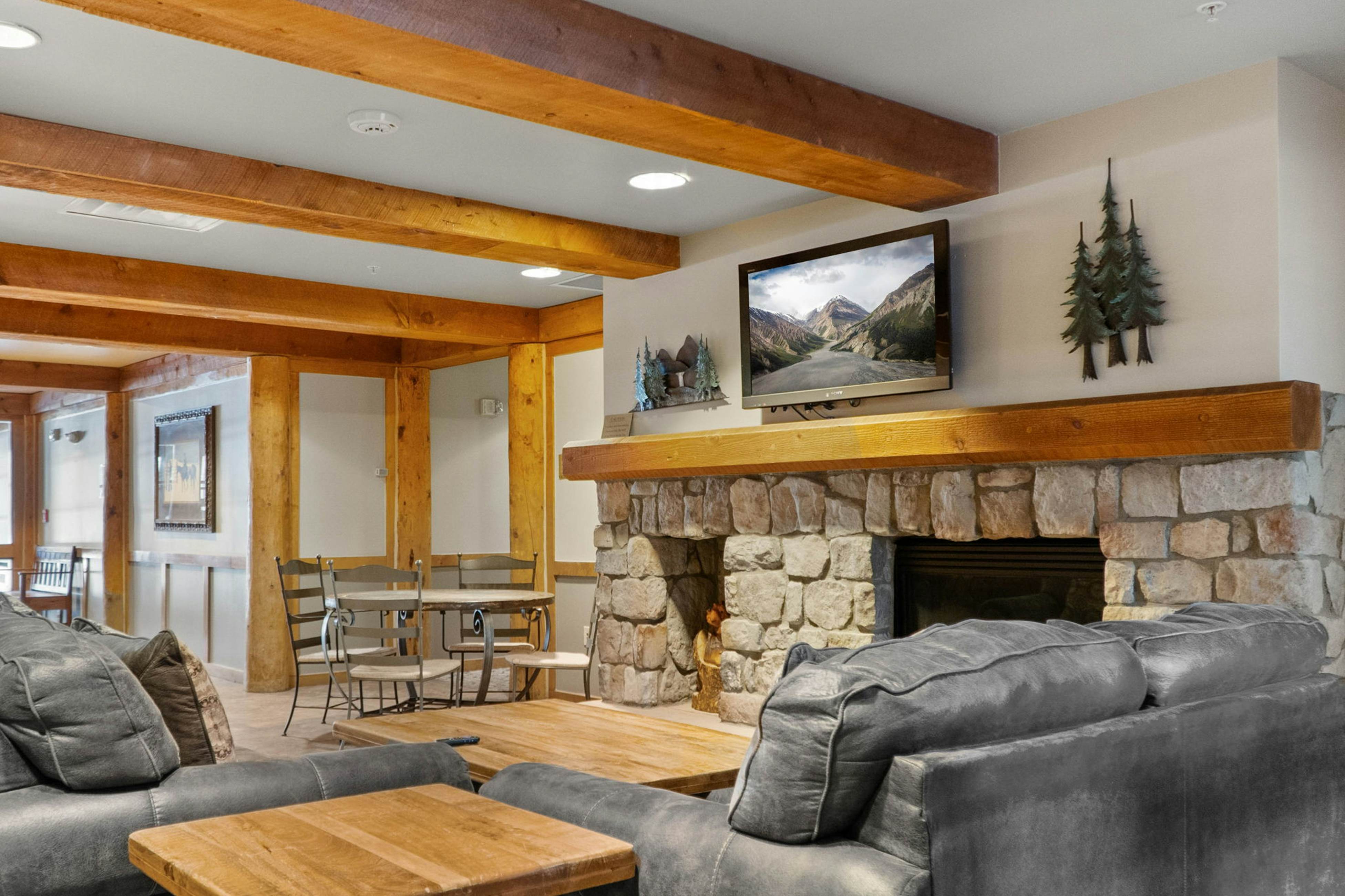 Silvermill Lodge 8285