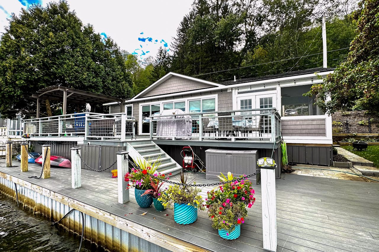 DeRuyter Lake Lullaby 3 BD Deruyter, NY Vacation Rental Vacasa
