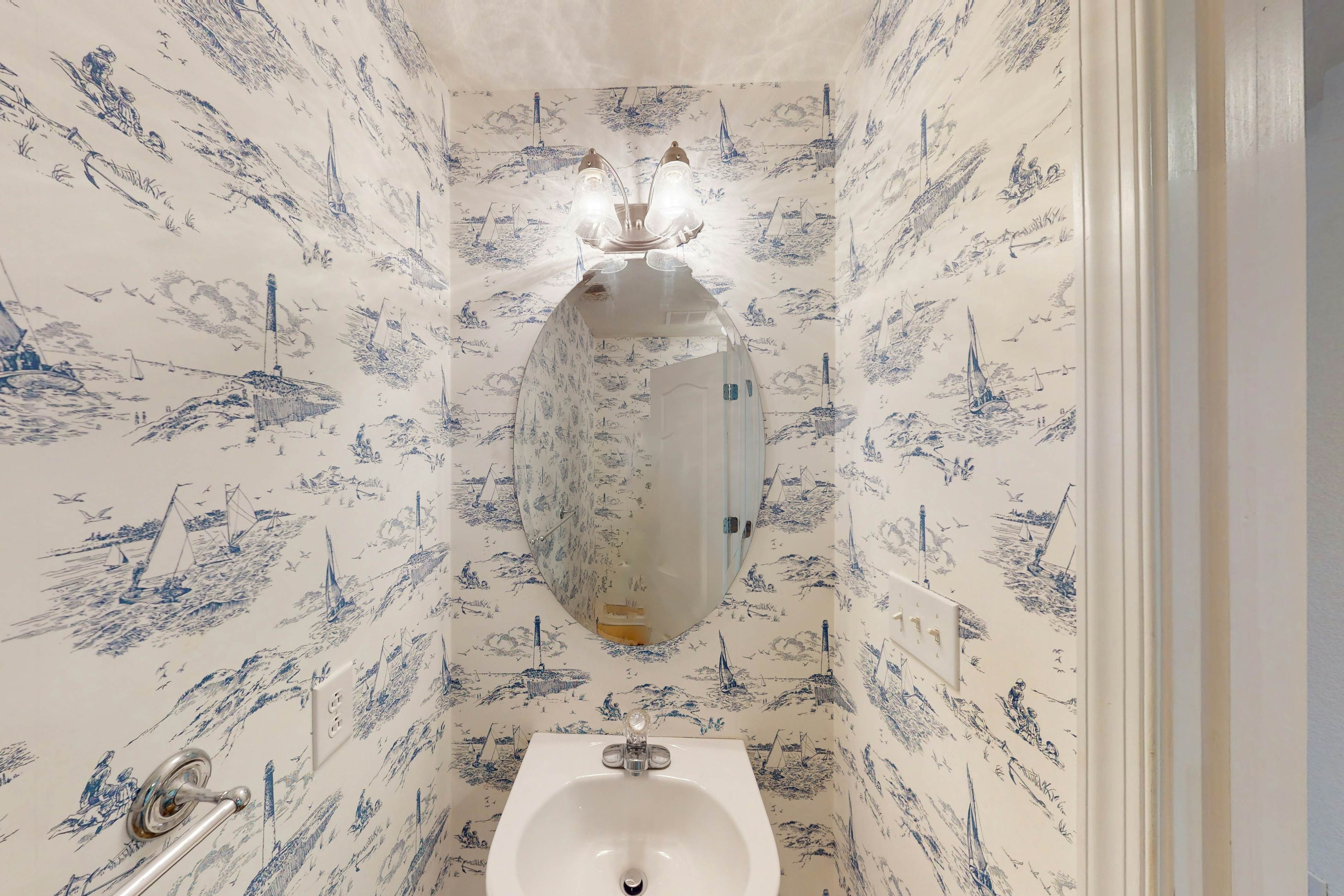 Seaside B302 - Azure Dream 