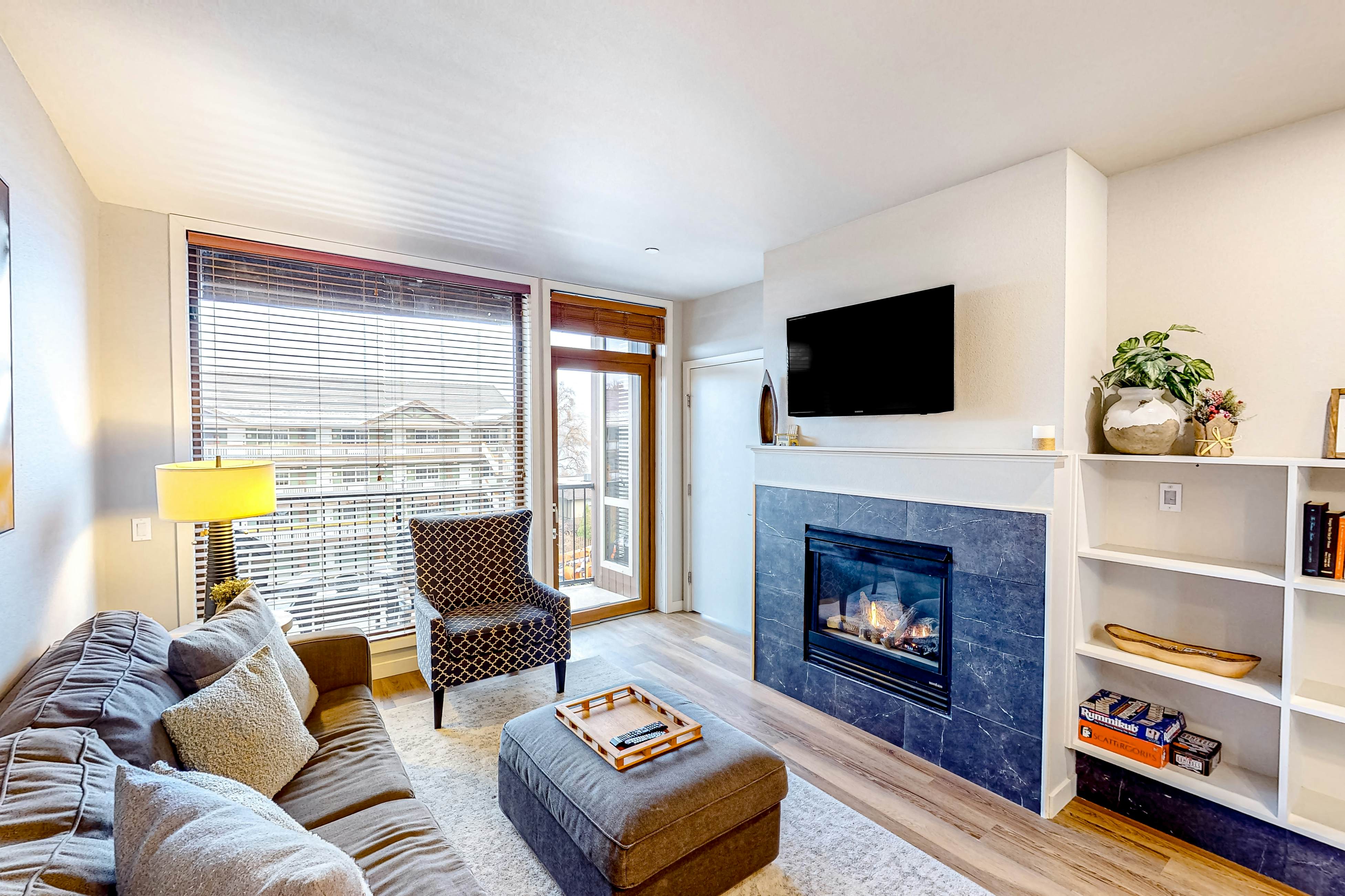 Chelan Resort Suites - Lakeside Holiday Suite #205