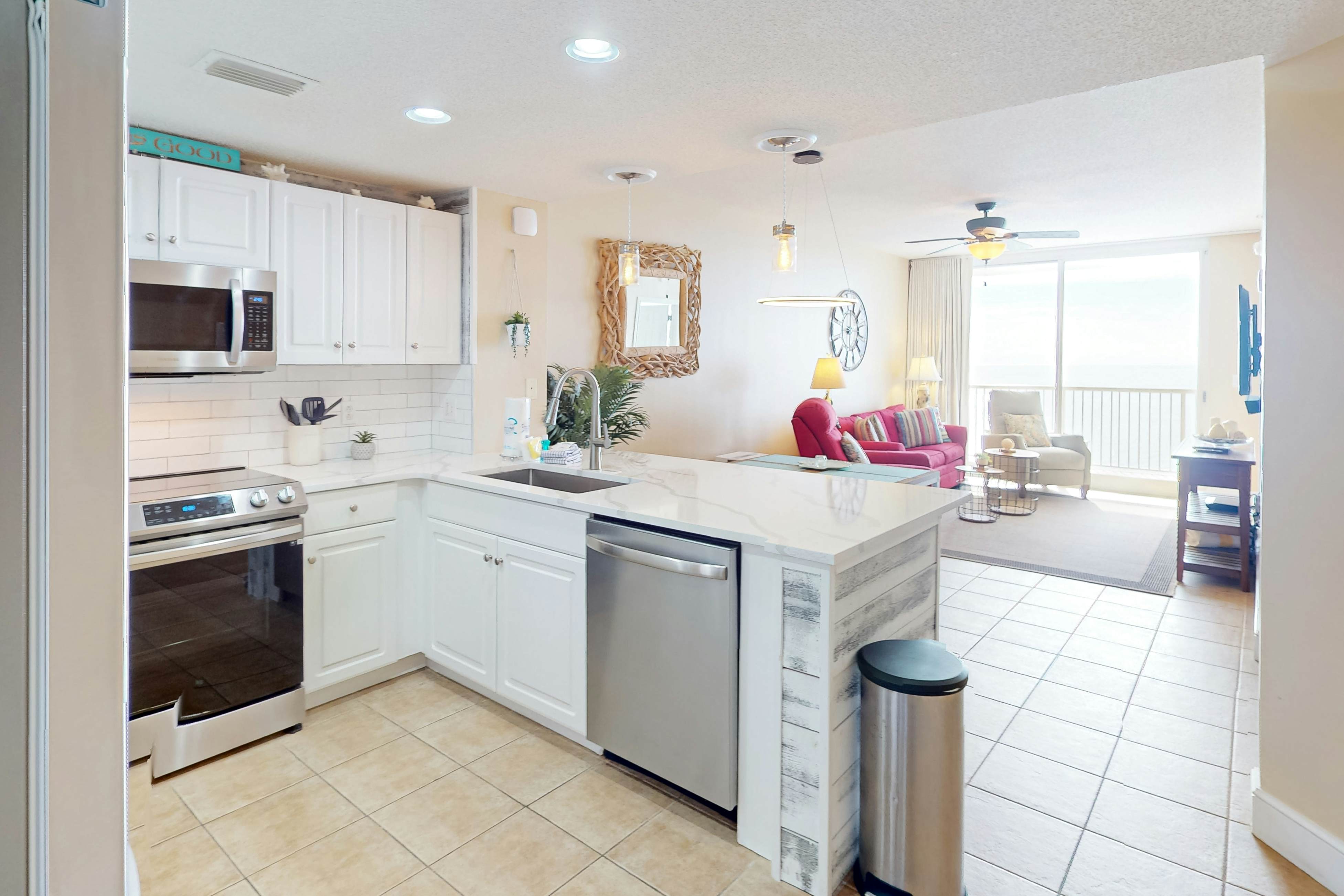 Majestic Tower II - 2102