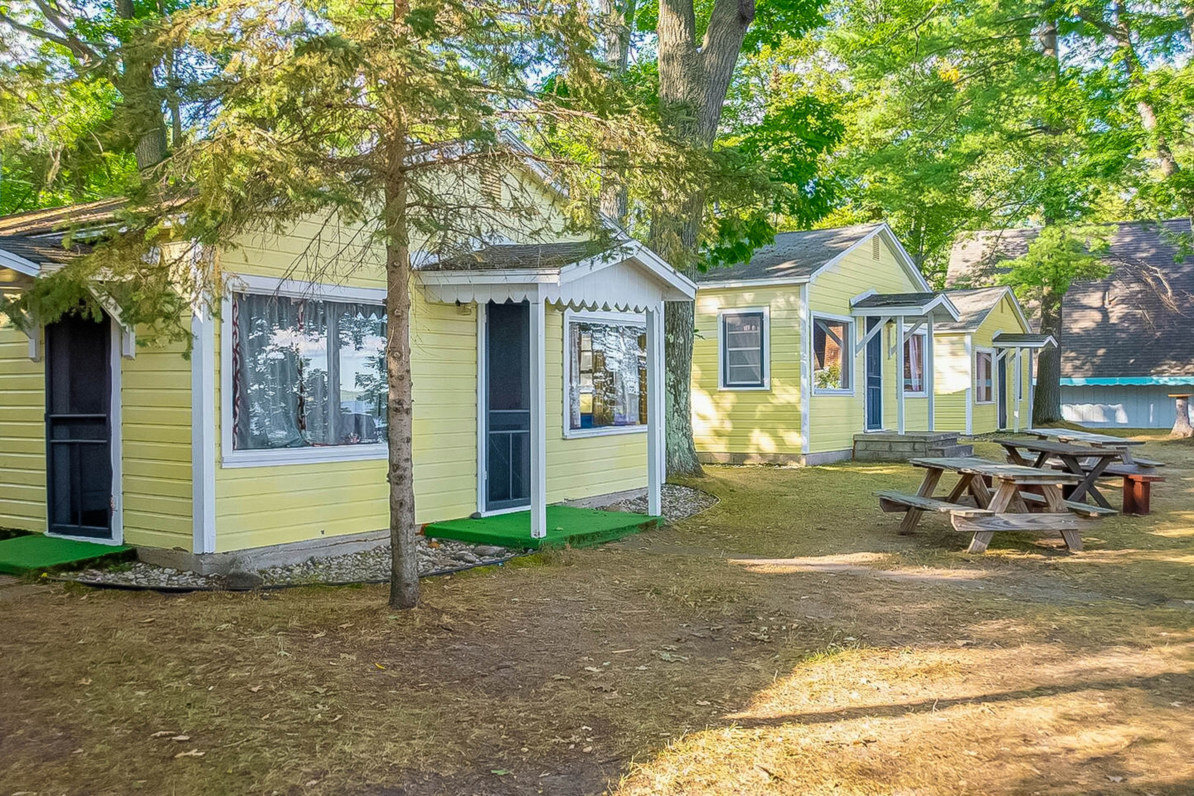 Smith Family Cottages - Cottage #3