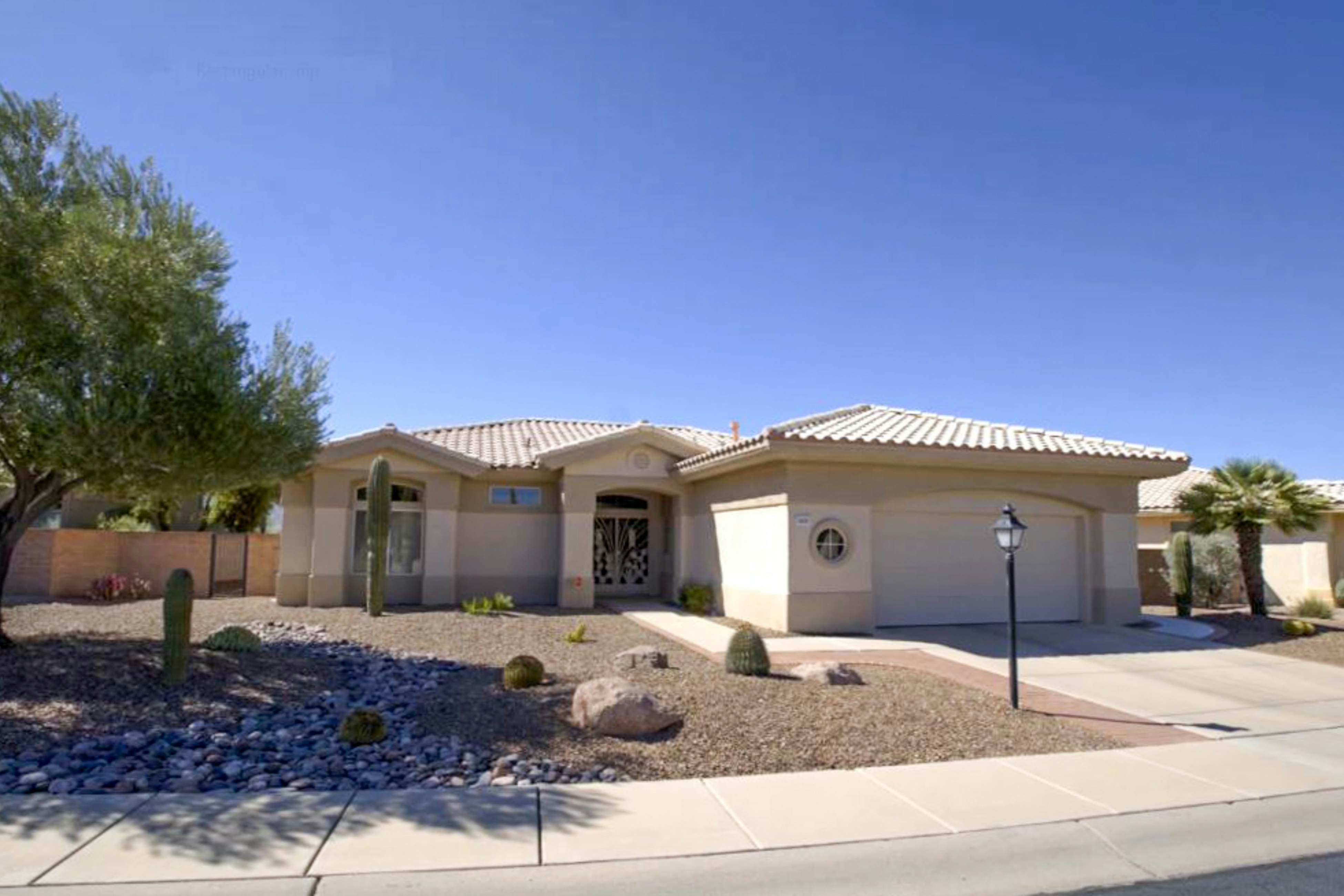 Oro Valley Vacation Home Rentals, Condo Rentals Vacasa