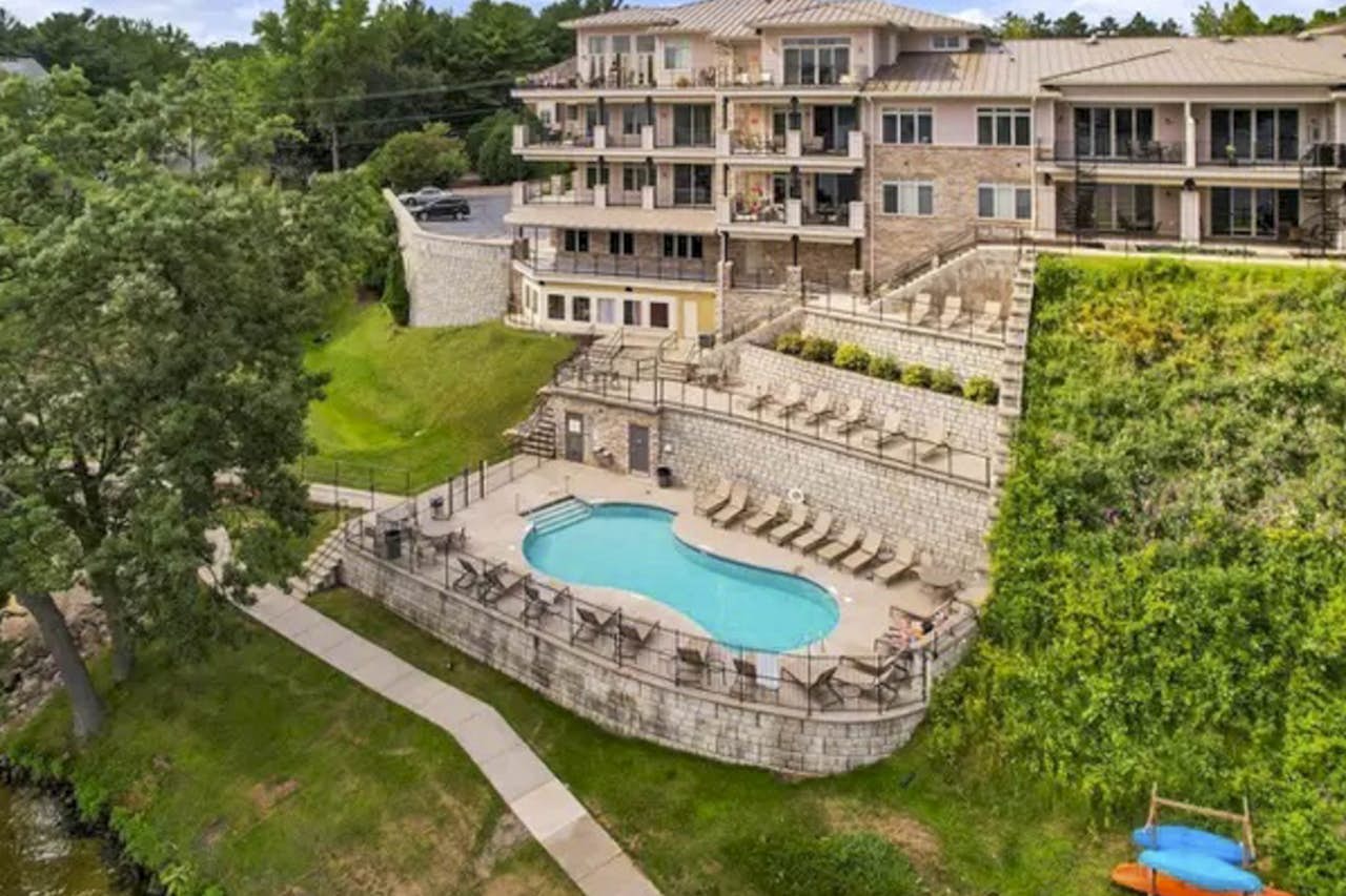 Delton Grand Resort 313 4 BD Wisconsin Dells, WI Vacation Rental