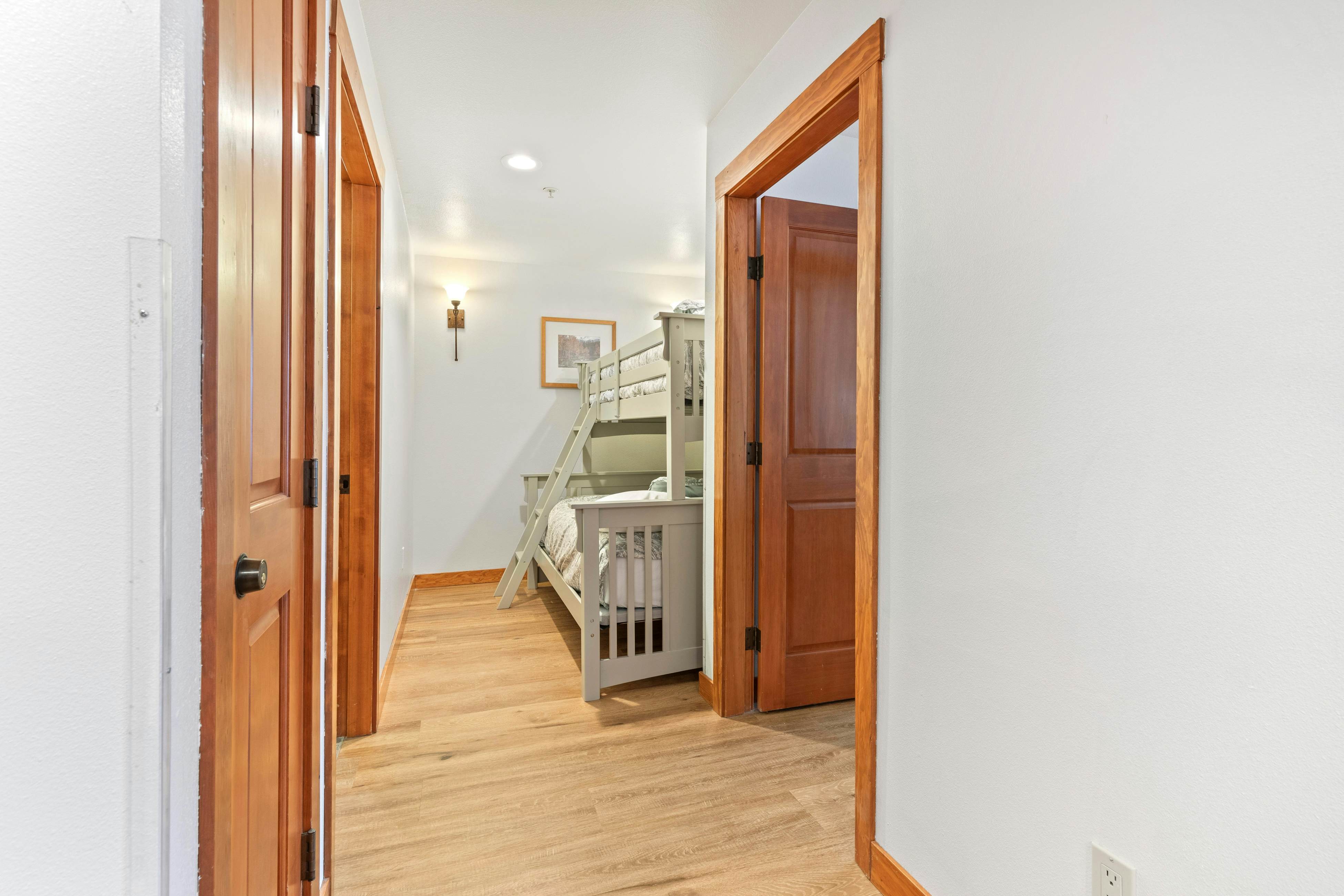 Eagle Springs West 403 - Blackbird Suite