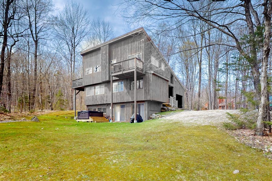 Spacious Mountain Retreat 5 BD Ludlow, VT Vacation Rental Vacasa
