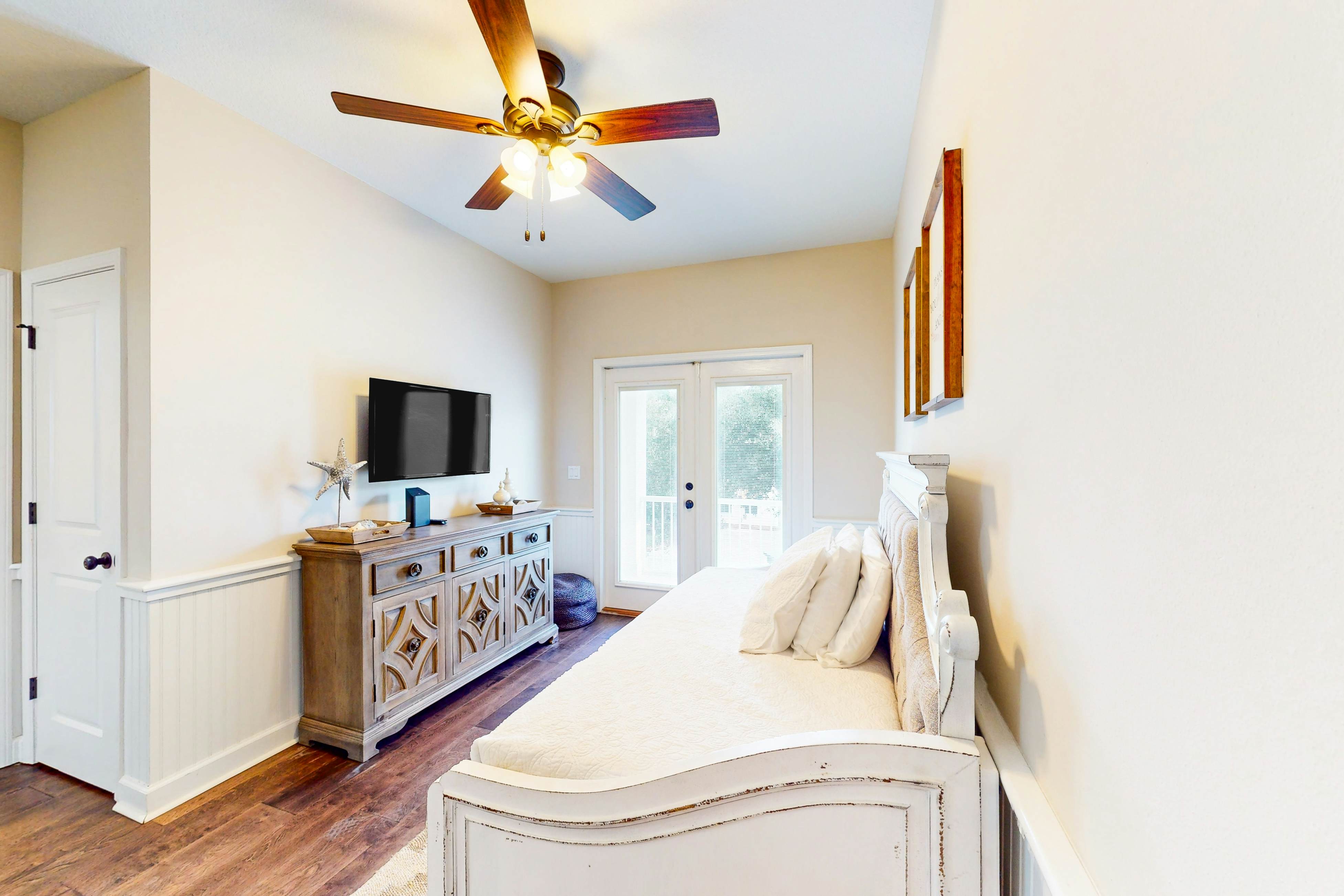 Villages of Crystal Beach - Vitamin Sea