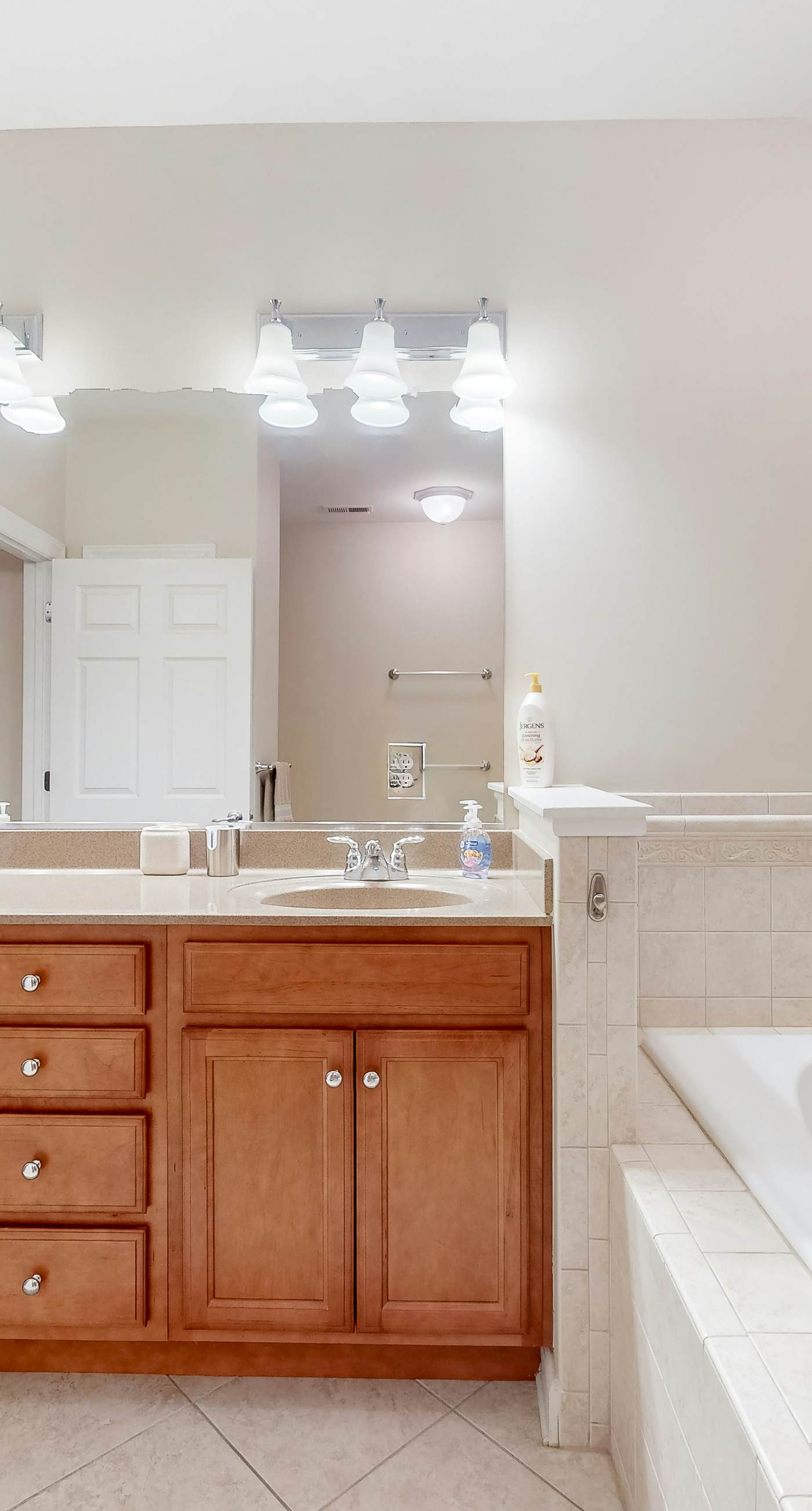 Bayside Resort - 31738 Lakeview Dr #202A