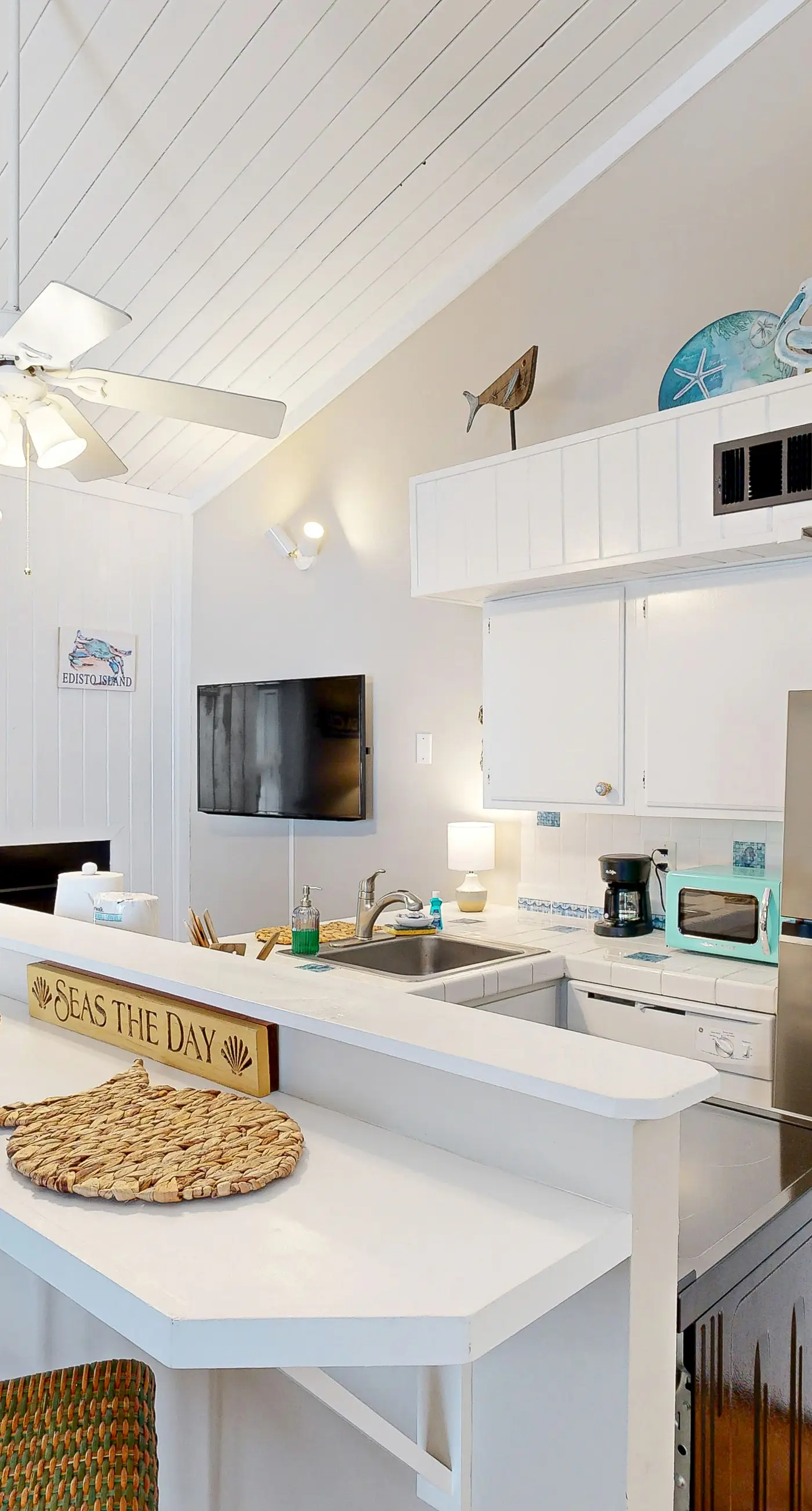 Driftwood Villa  267