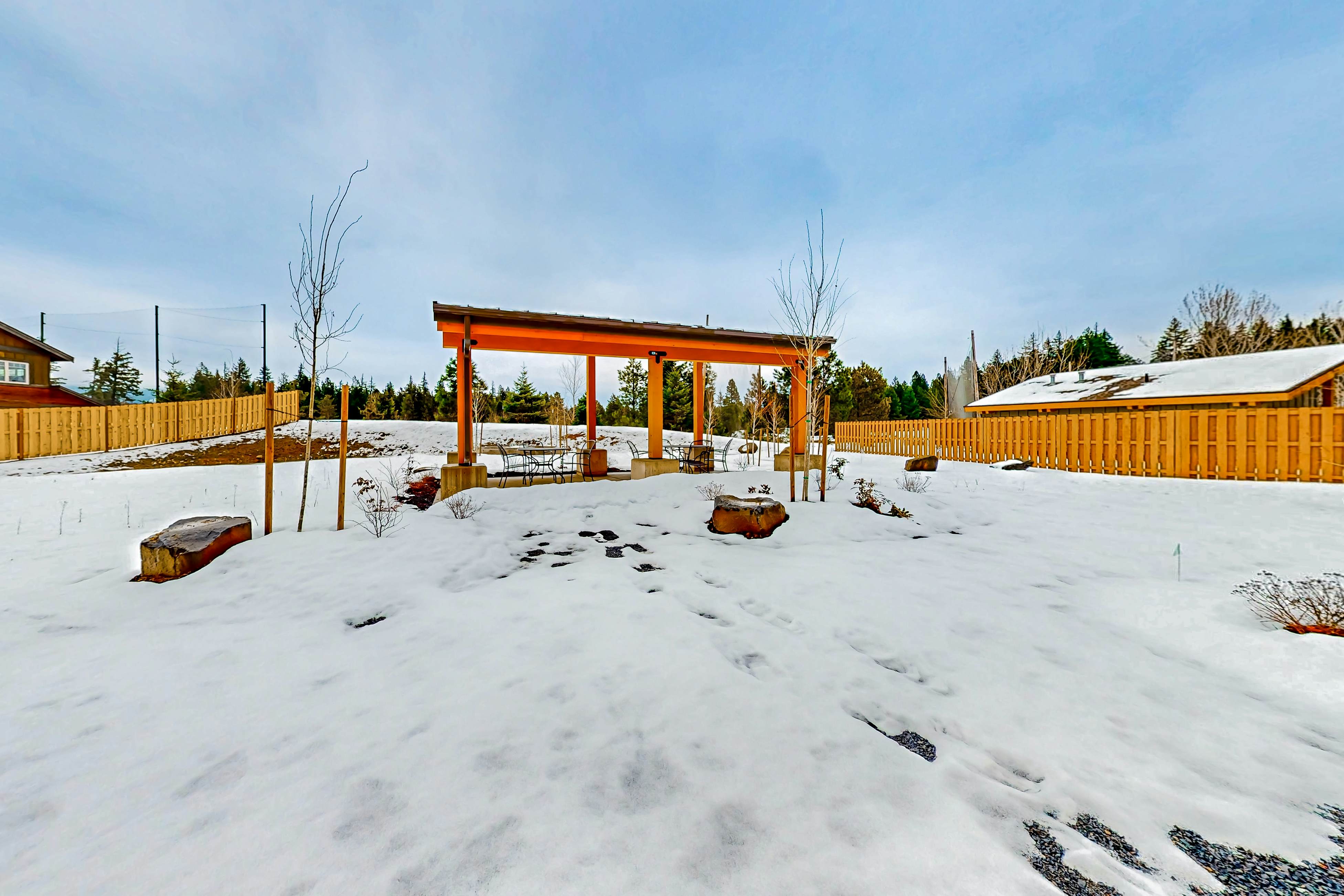 Trailhead Lodge #110