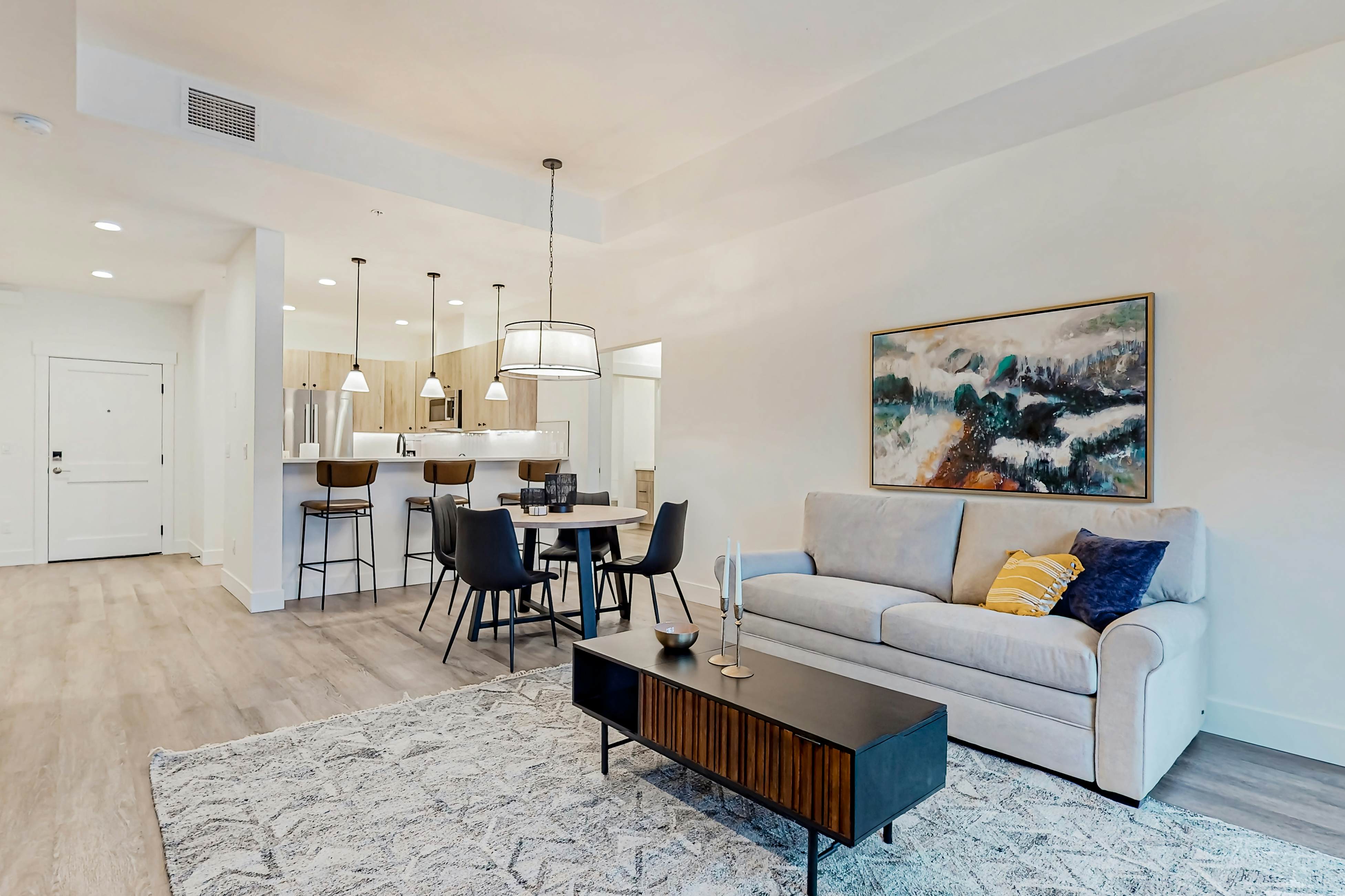 Trailhead Lodge #110