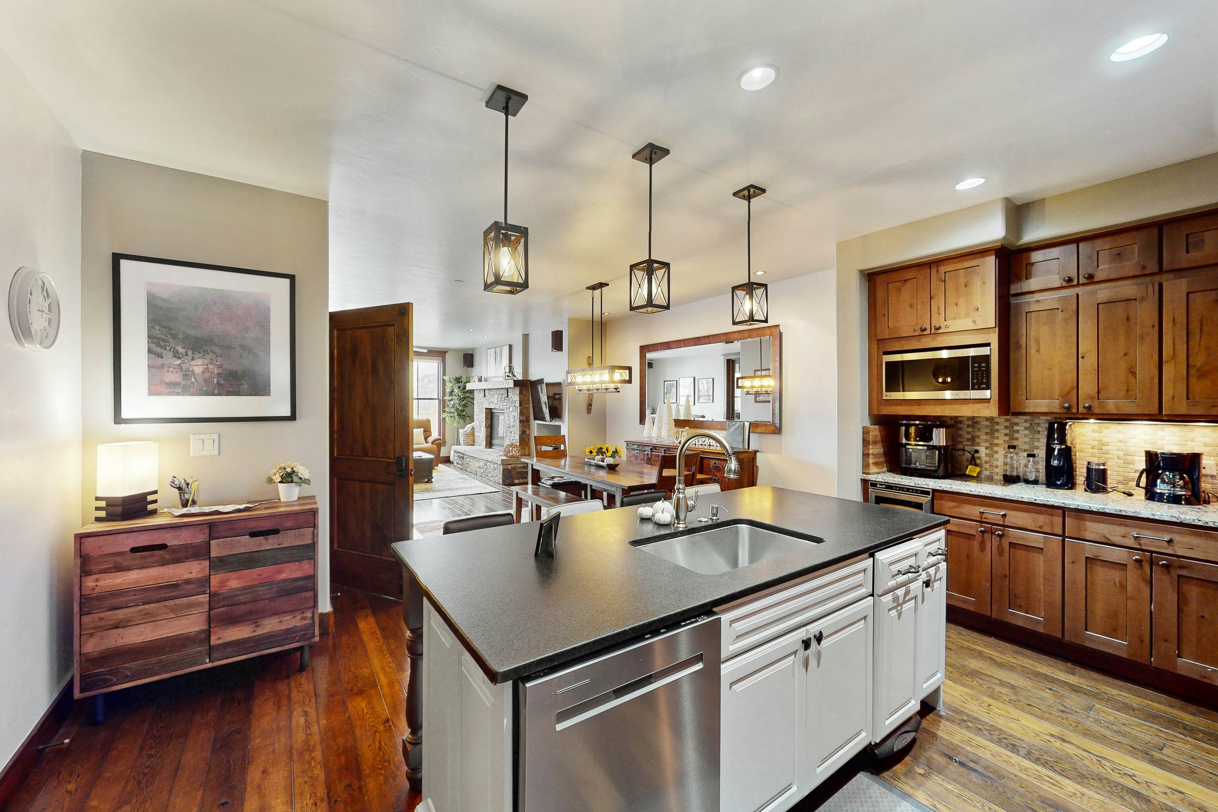 Trails Edge 8 - Trails Edge Line