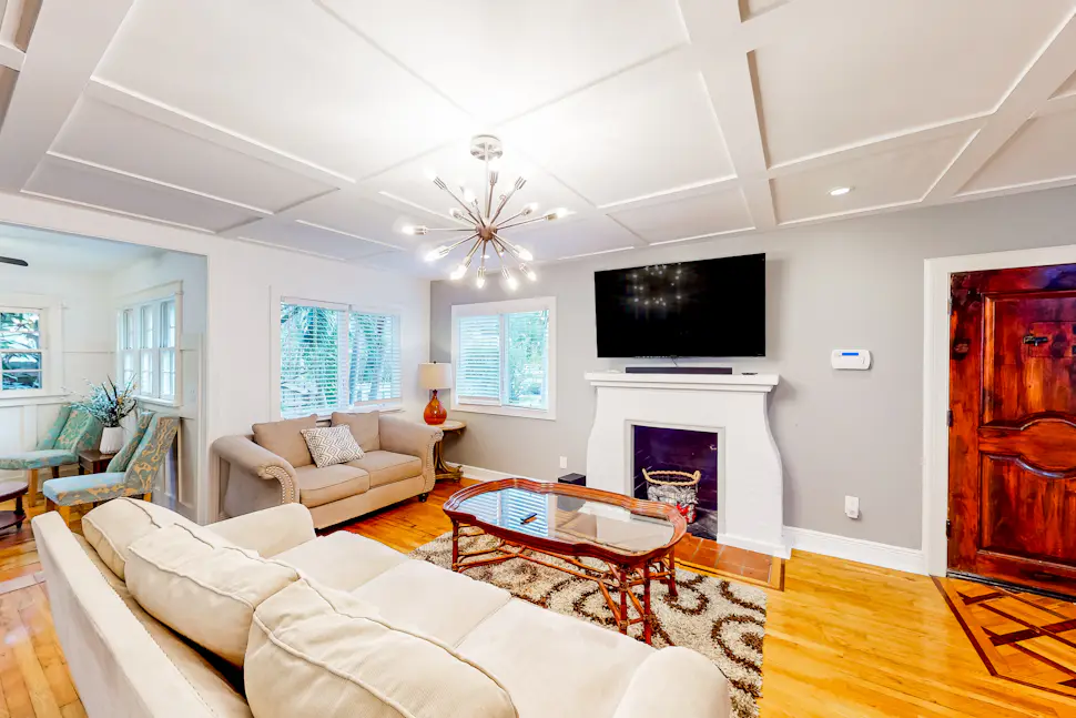 Old Northwood Oasis 4 BD West Palm Beach, FL Vacation Rental Vacasa