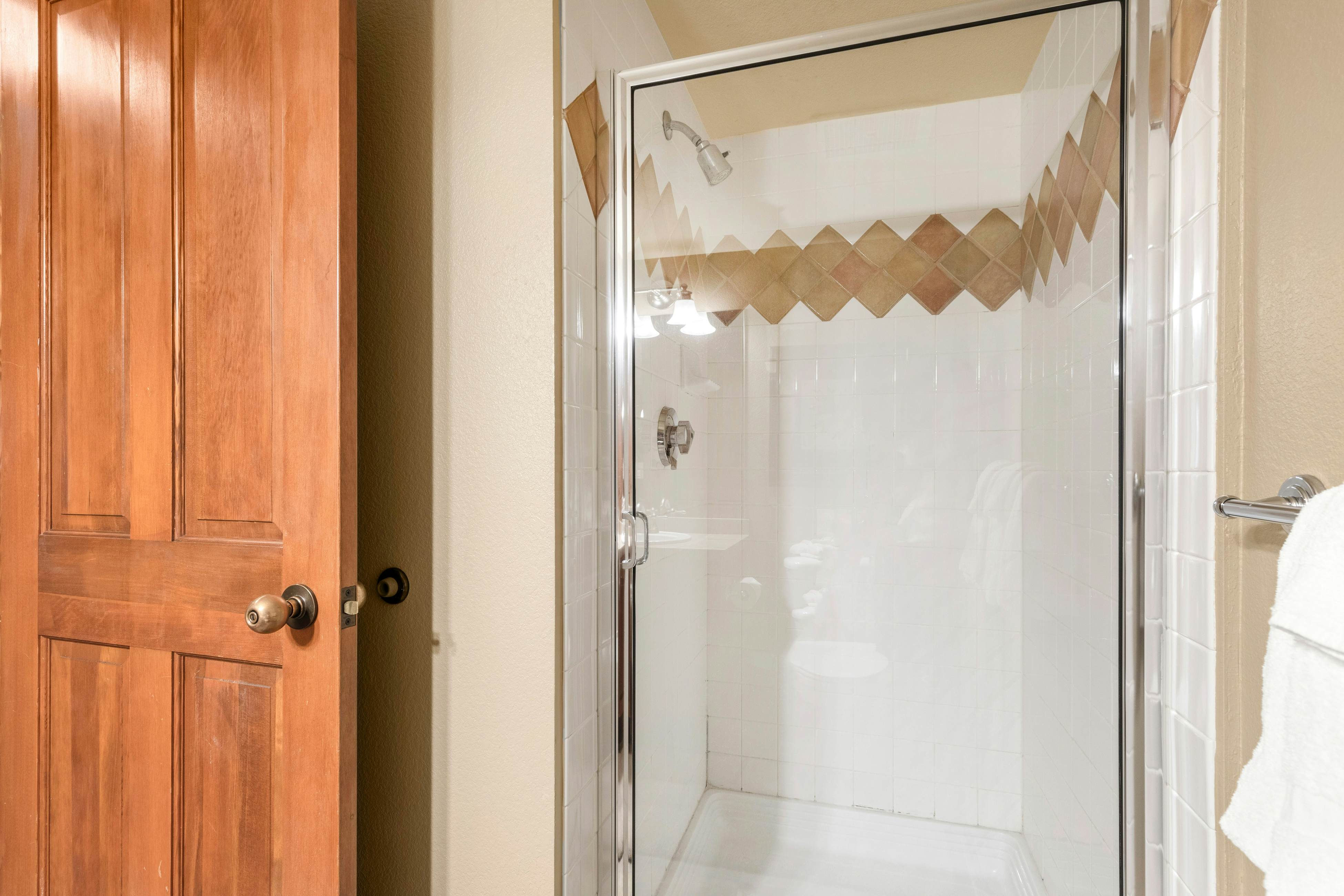 Powderhorn Lodge 210 - Blazing Star Suite