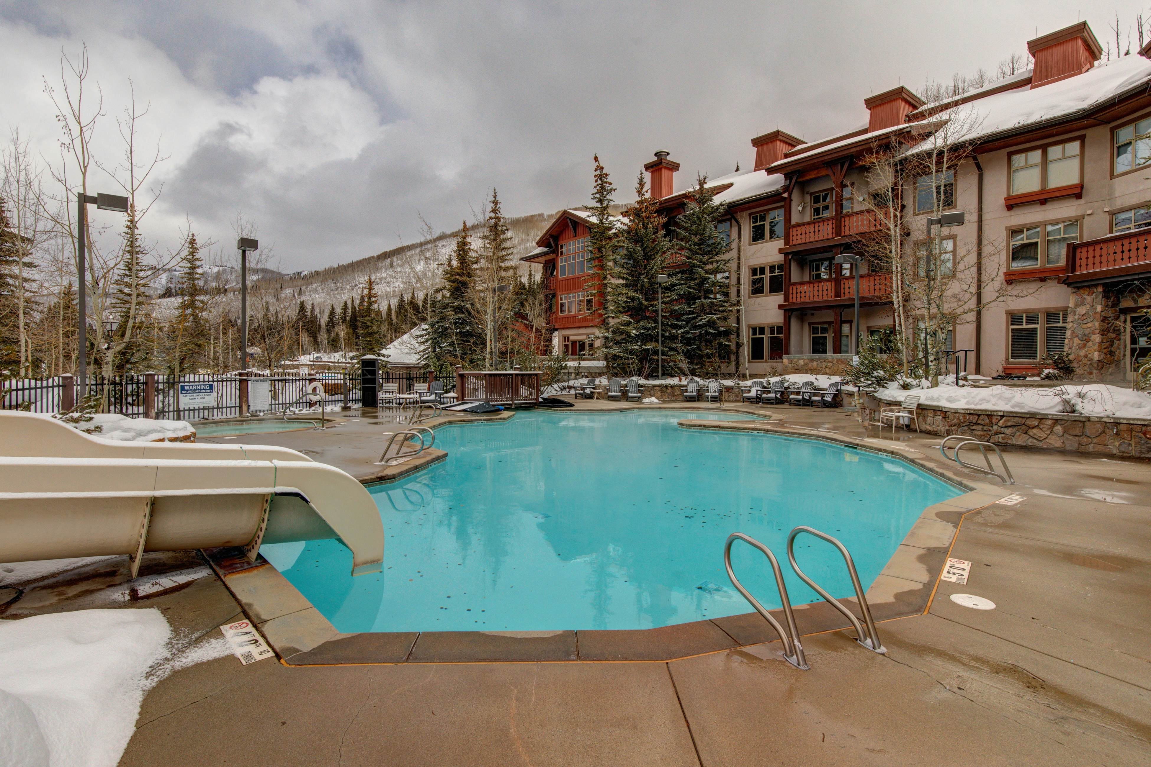 Powderhorn Lodge 210 - Blazing Star Suite