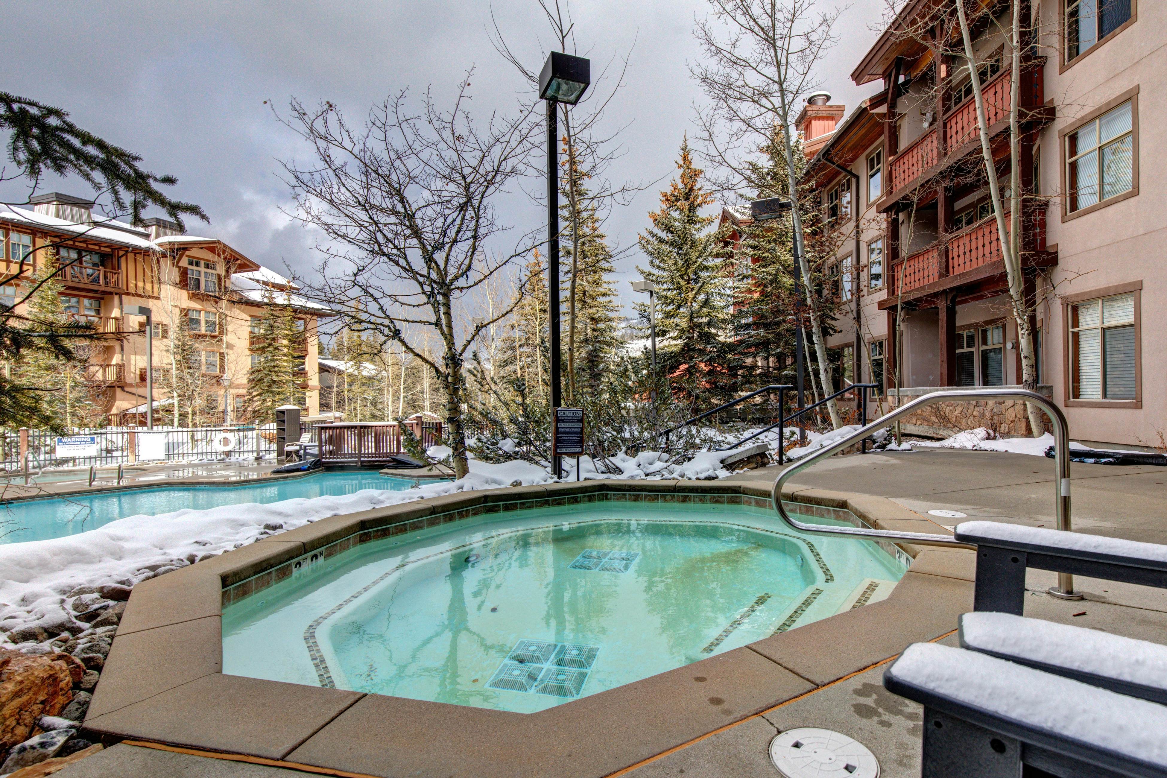 Powderhorn Lodge 210 - Blazing Star Suite