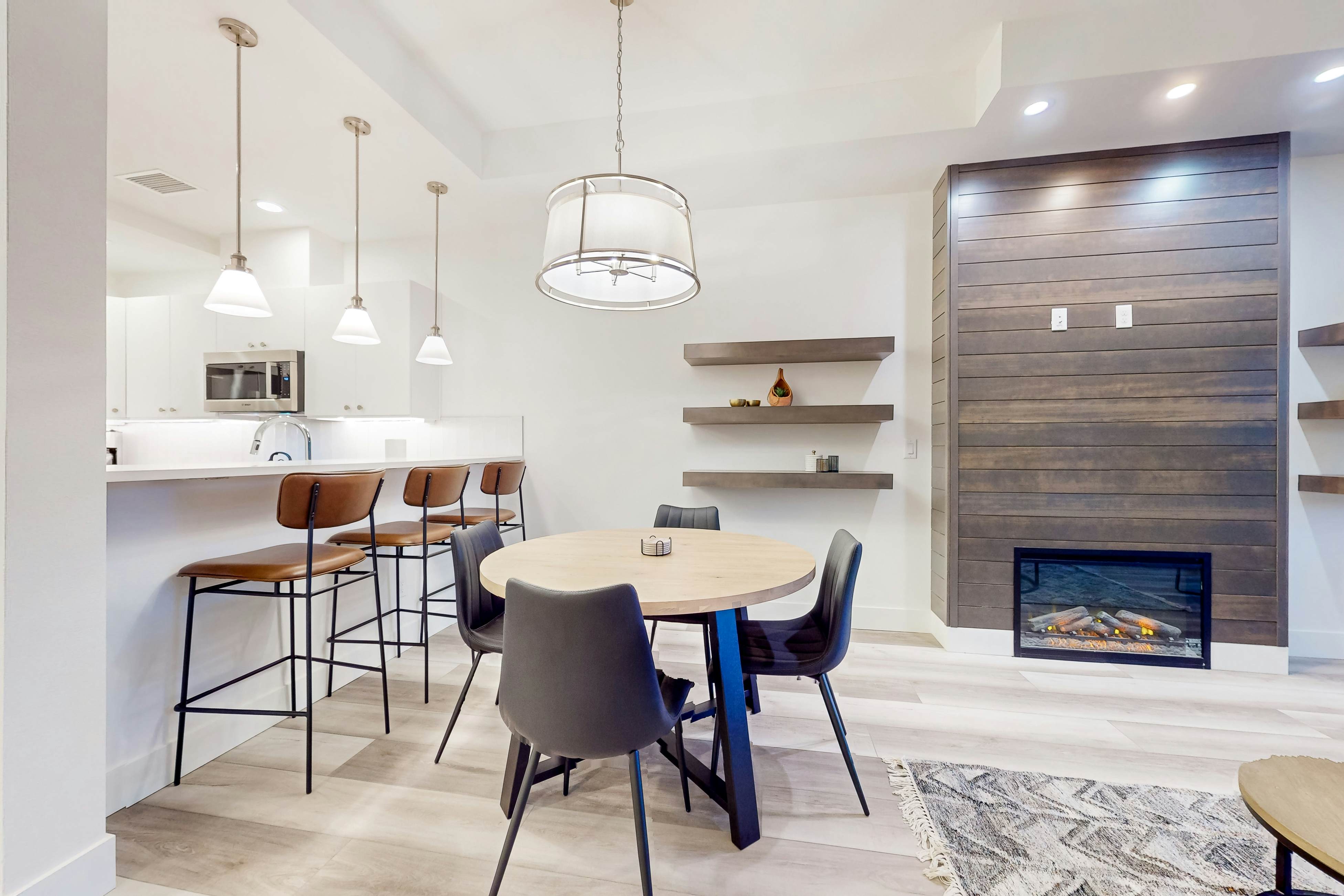 Trailhead Lodge #315