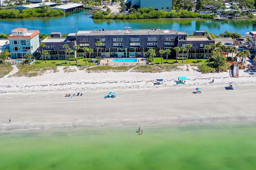 Beachfront water view condo with pool sundeck private balcony and WD — Indian Rocks Beach, FL — vacation rental