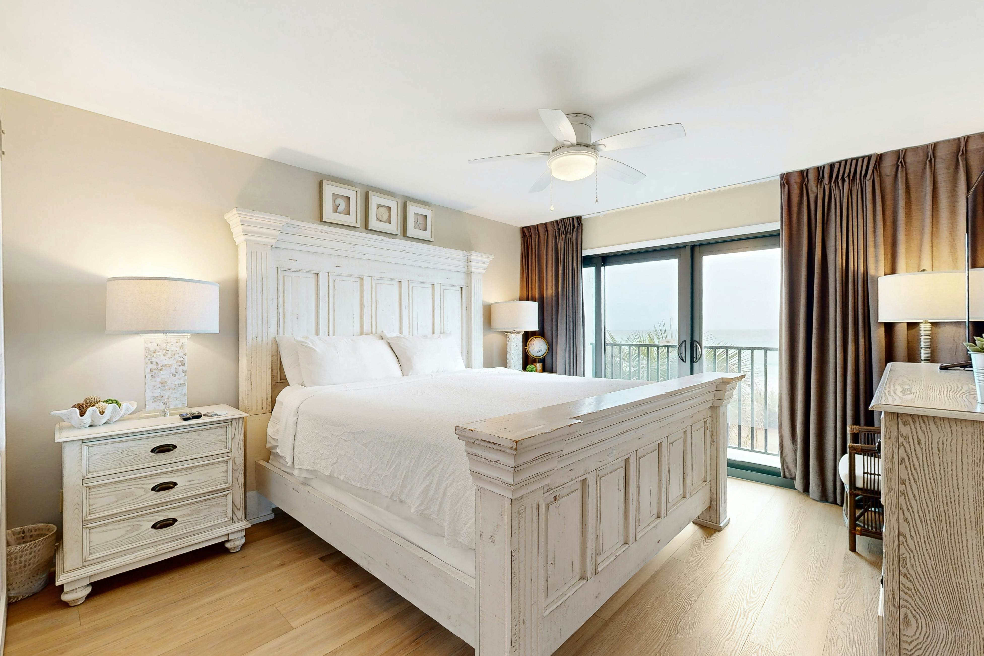 Huntington by the Sea 204