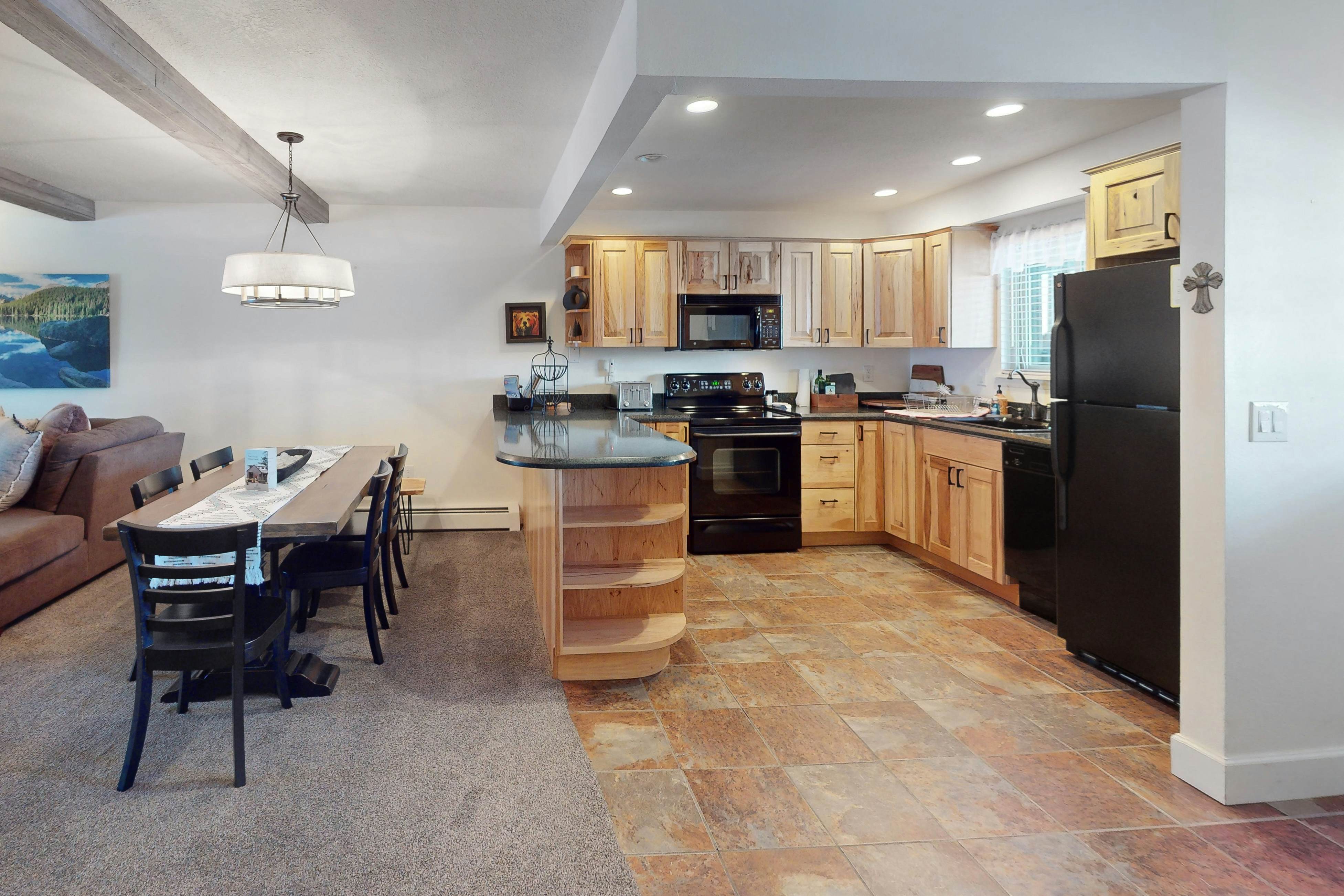 Lucky Adventure Lodge