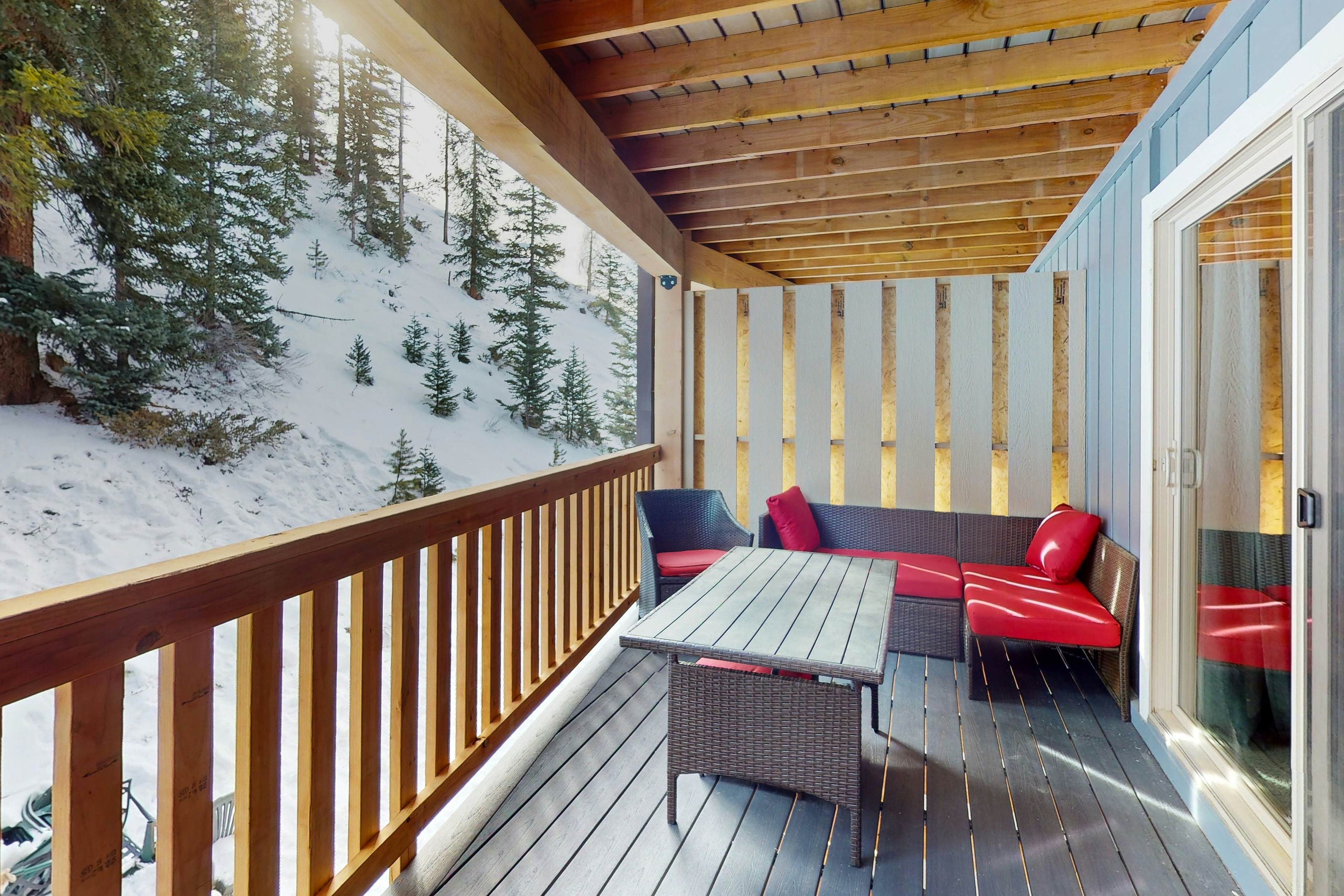 Lucky Adventure Lodge