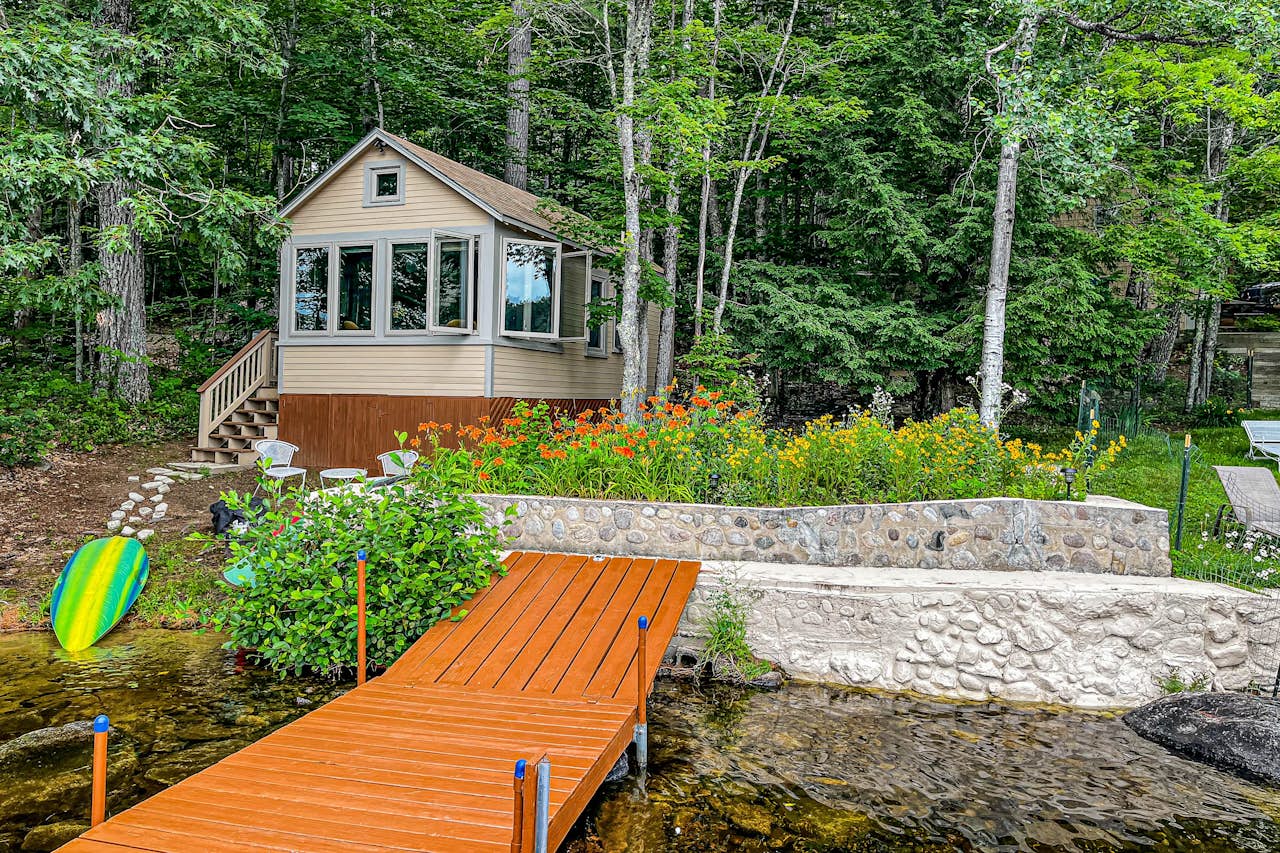 Waterfront Writer's Retreat 0 BD Raymond, ME Vacation Rental Vacasa