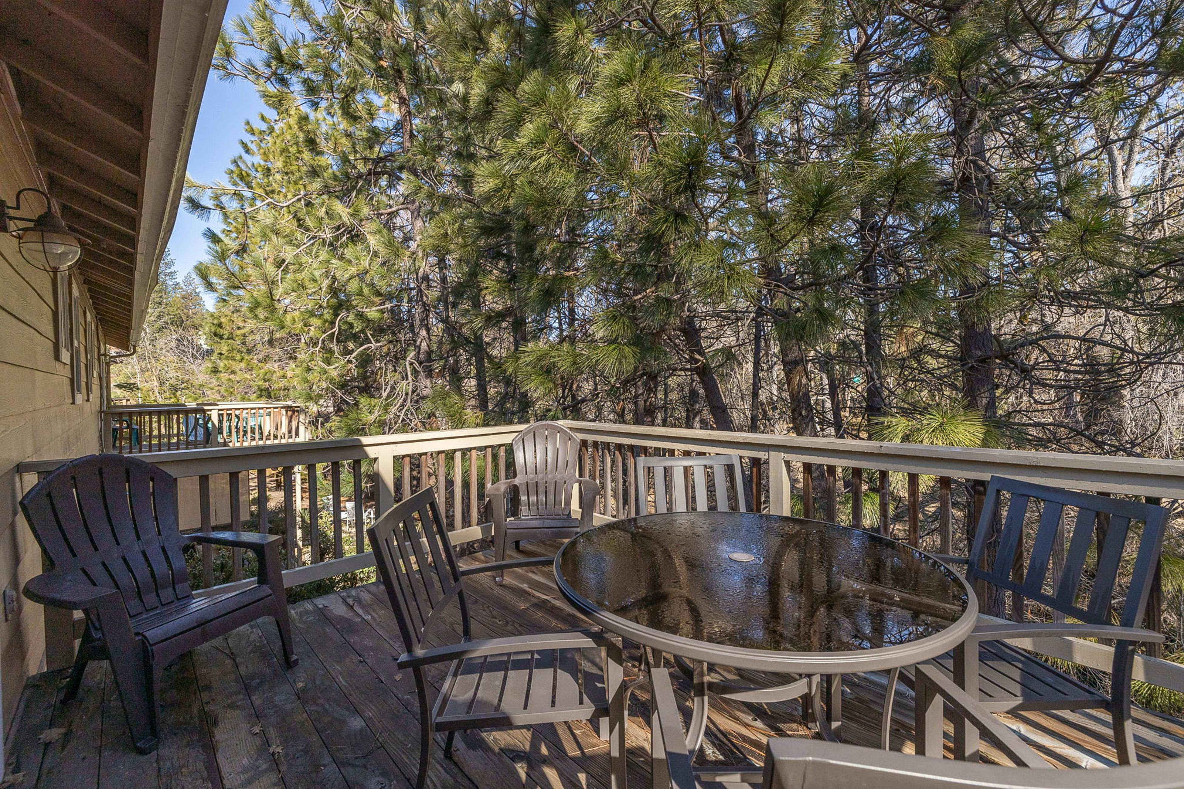 Yosemite Bass Lake Adventure Oasis