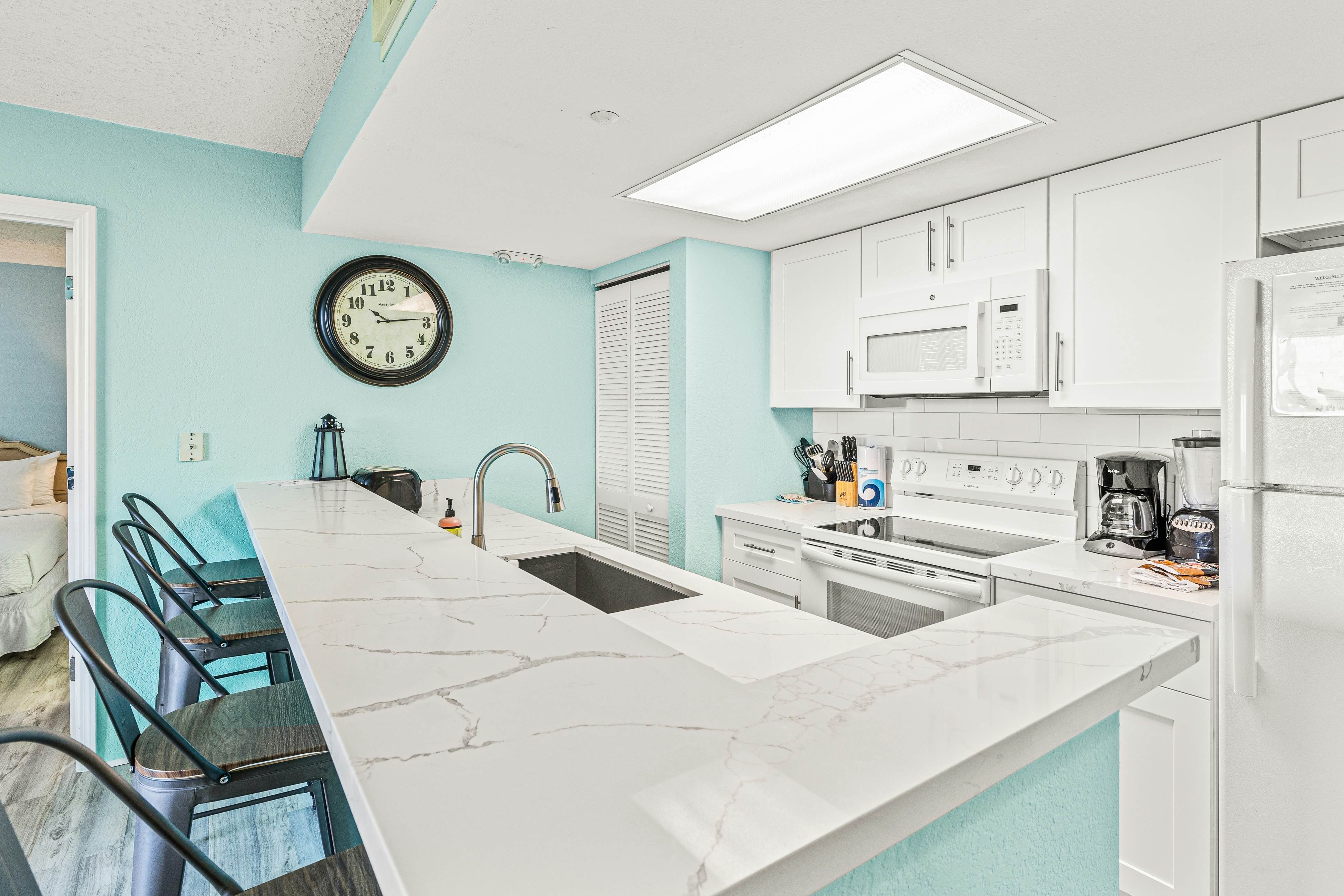 Sunrise Suites - Barbados Suite 204