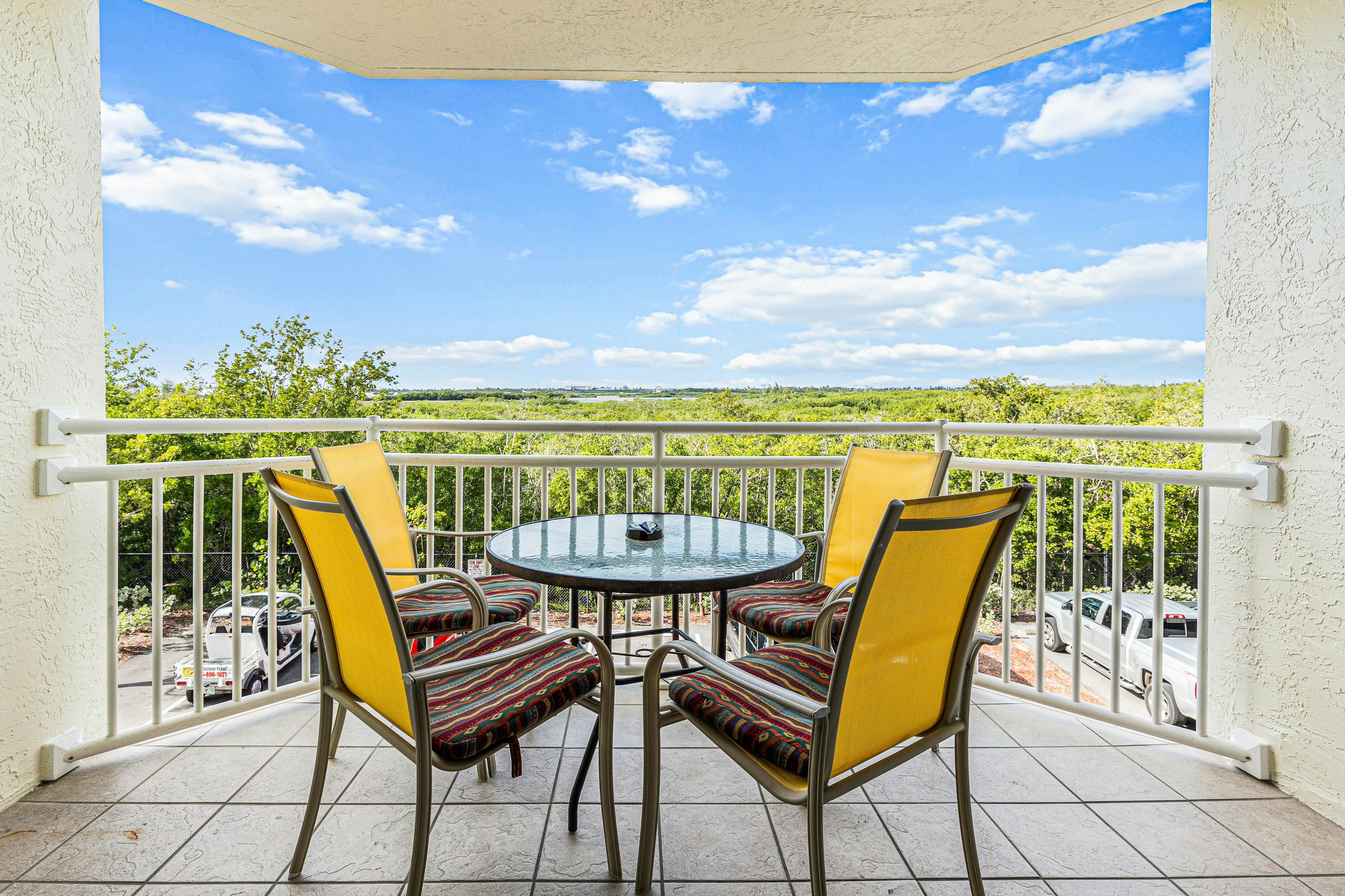 Sunrise Suites - Barbados Suite 204