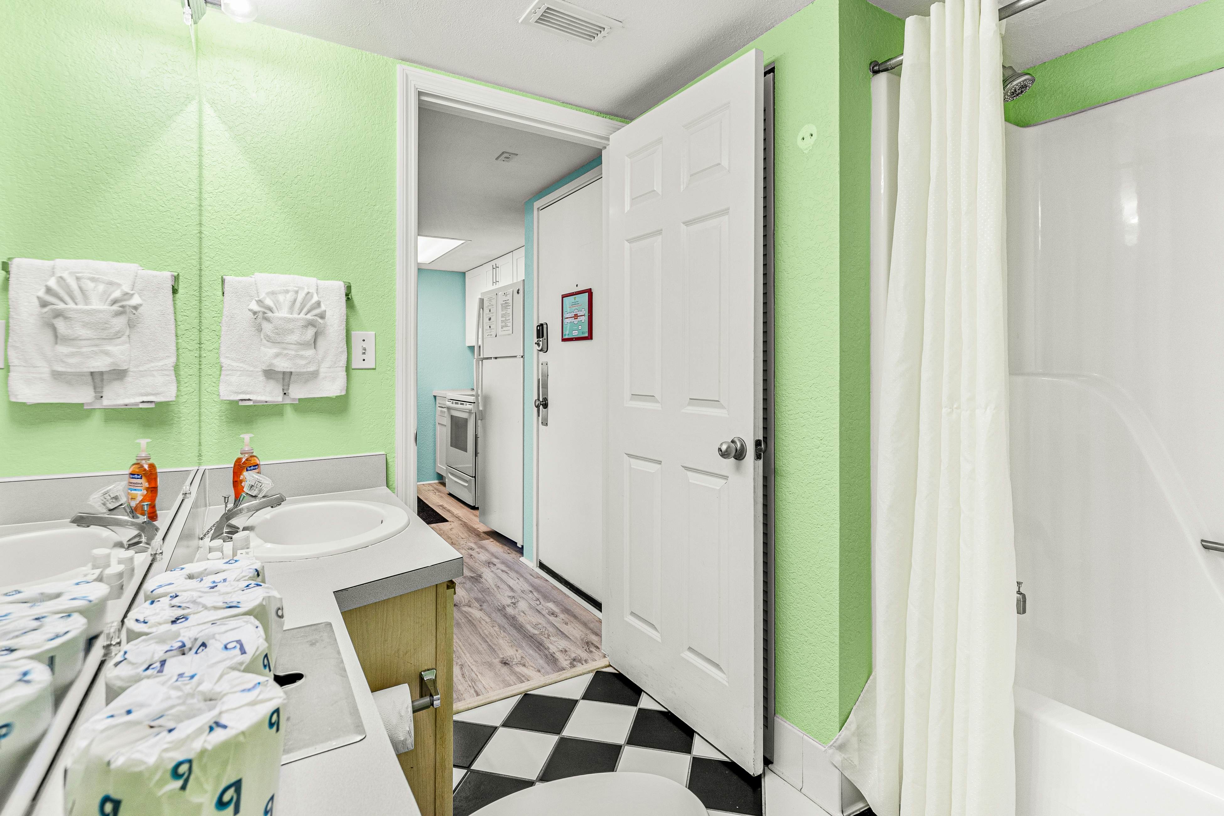 Sunrise Suites - Barbados Suite 204