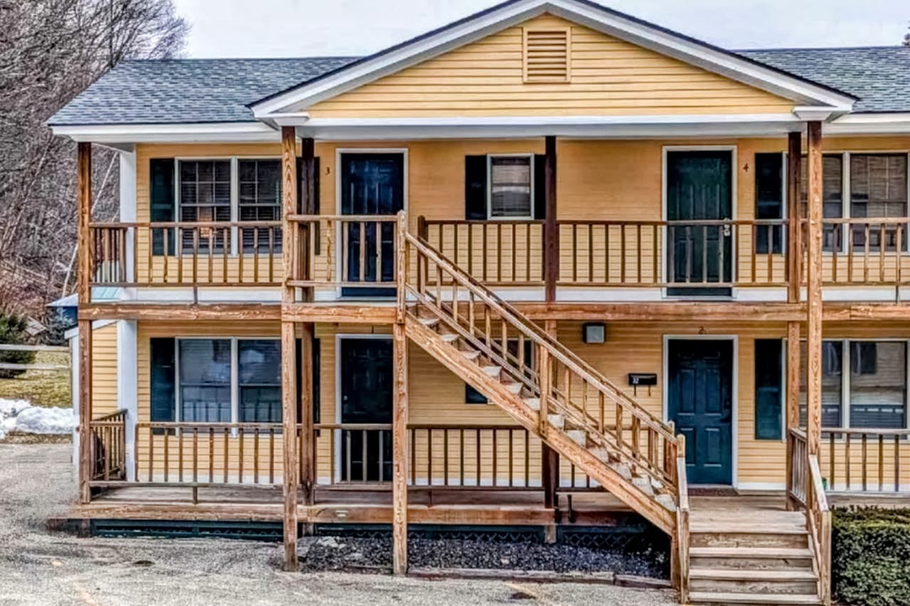 Champagne Supernova 1 BD Ludlow, VT Vacation Rental Vacasa