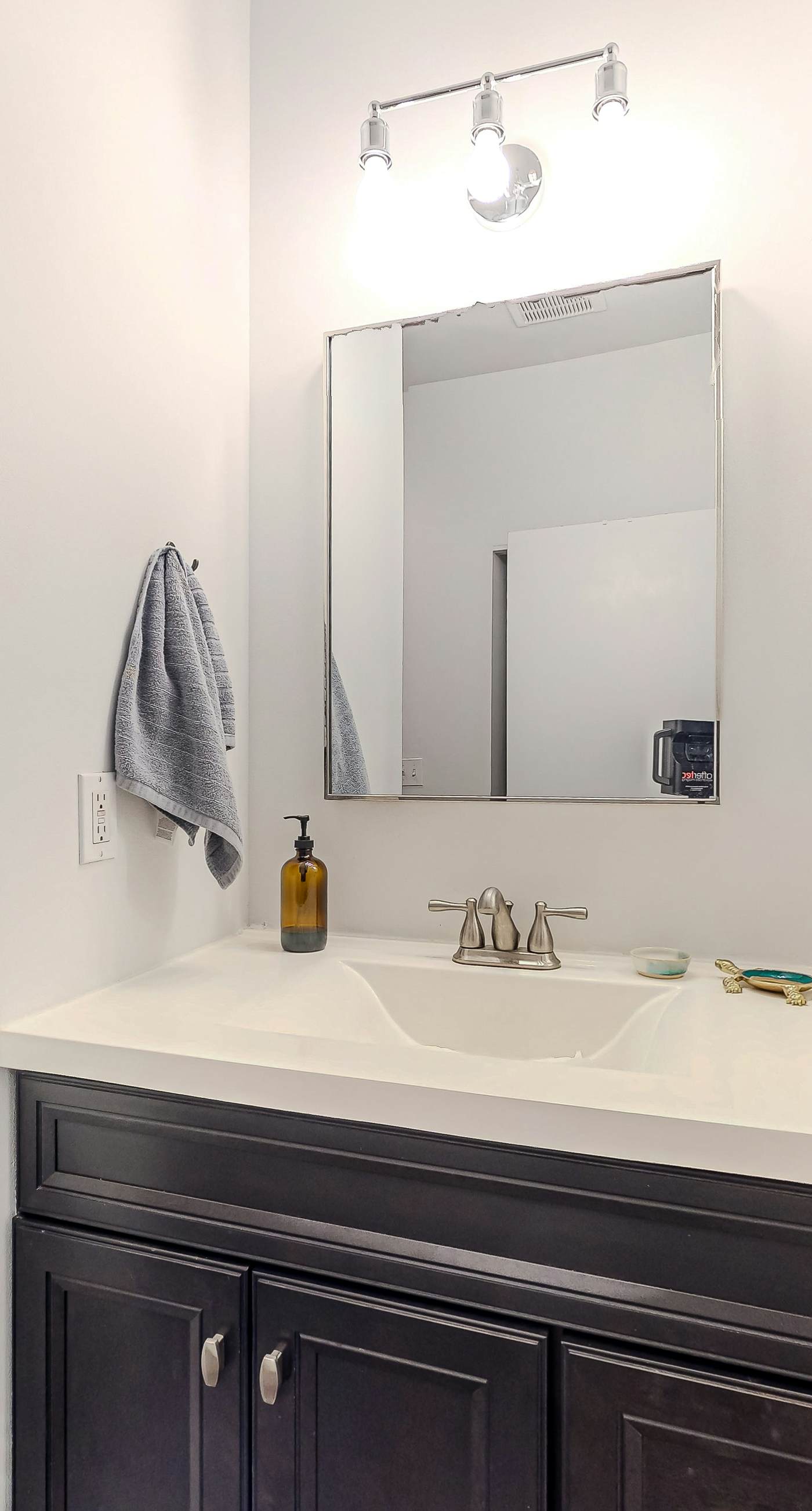 Playing Blues At Belltown Court