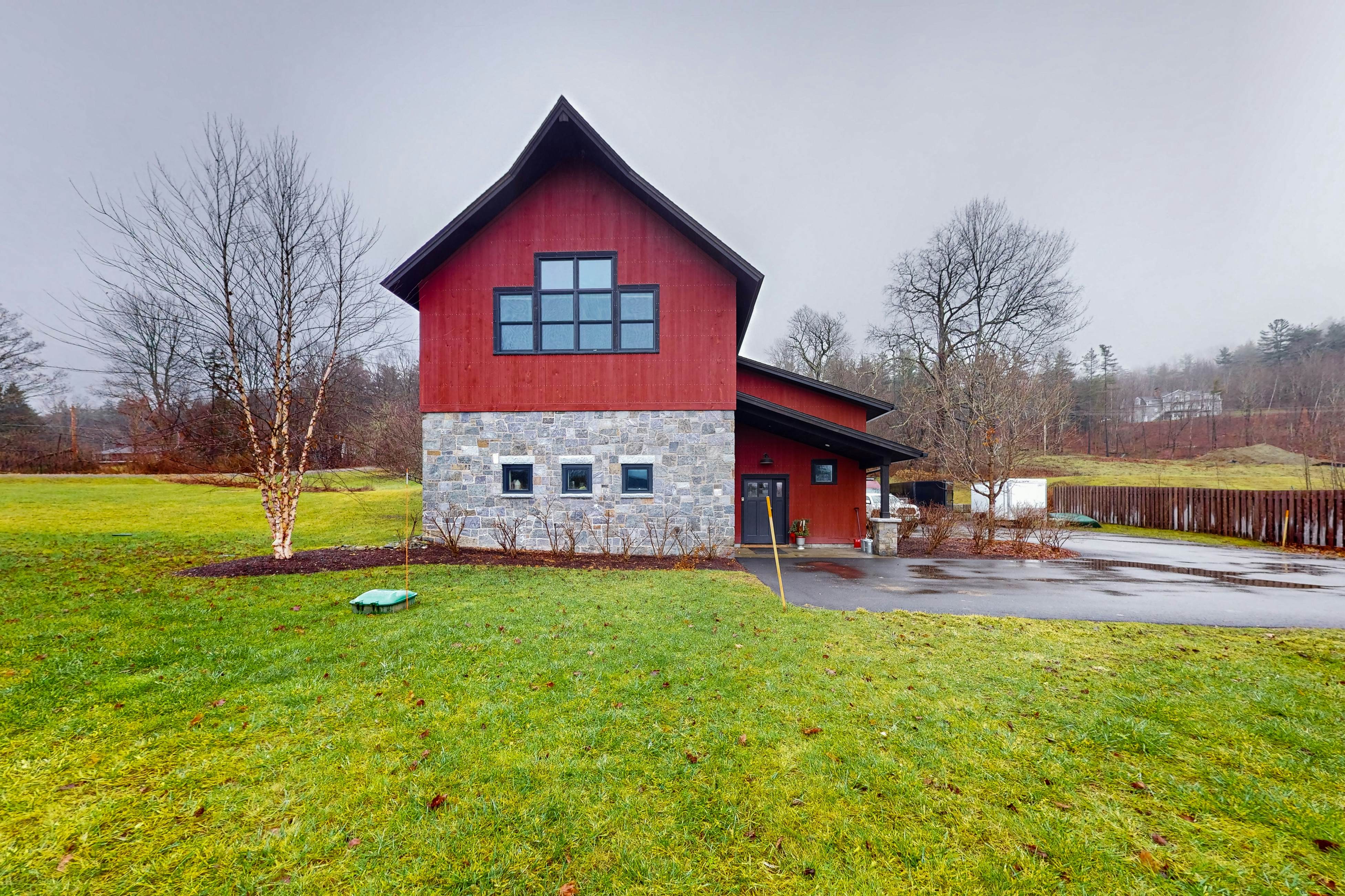 Stowe, VT Vacation Rentals, Cabin Rentals Vacasa