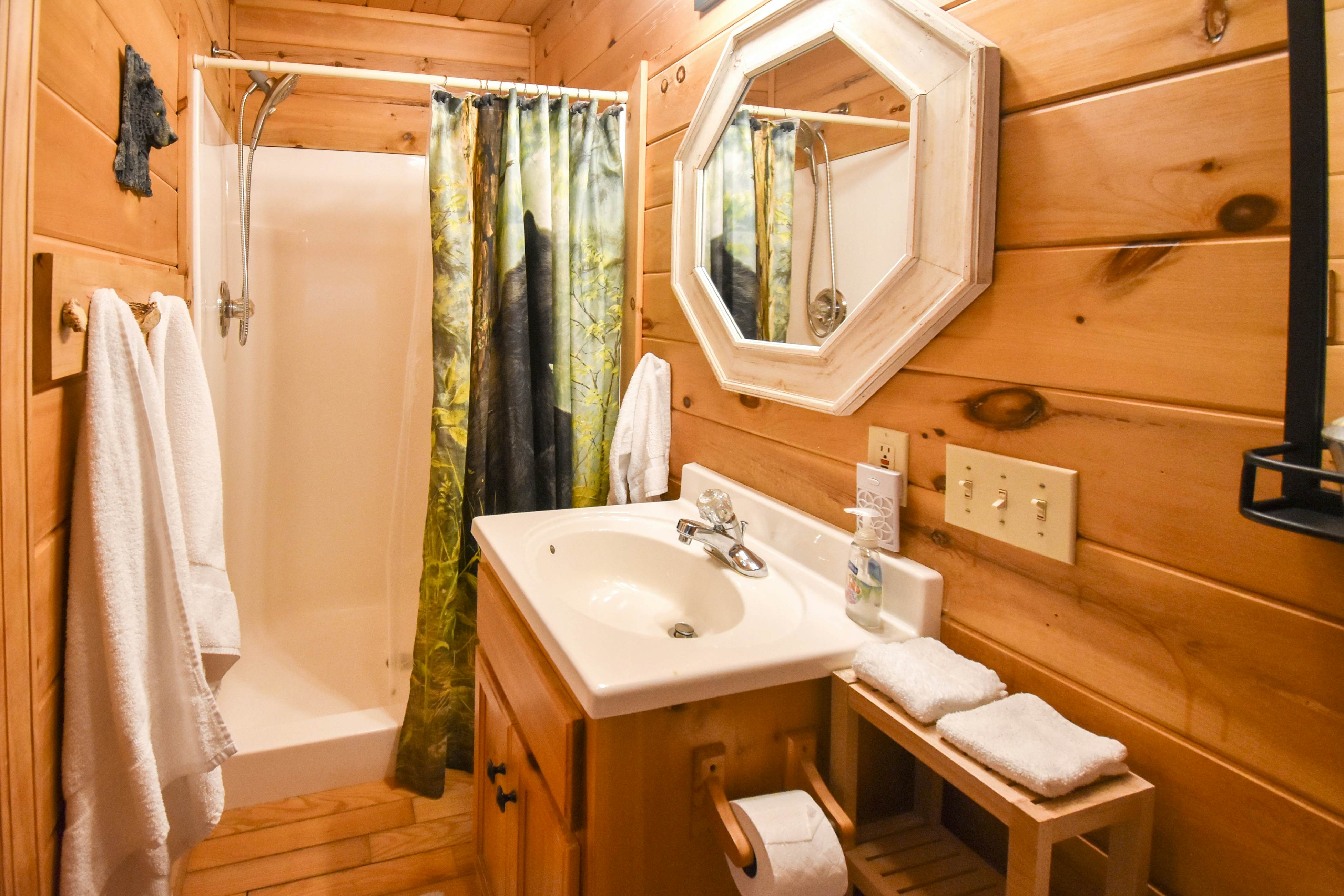 Cashes Mountain View