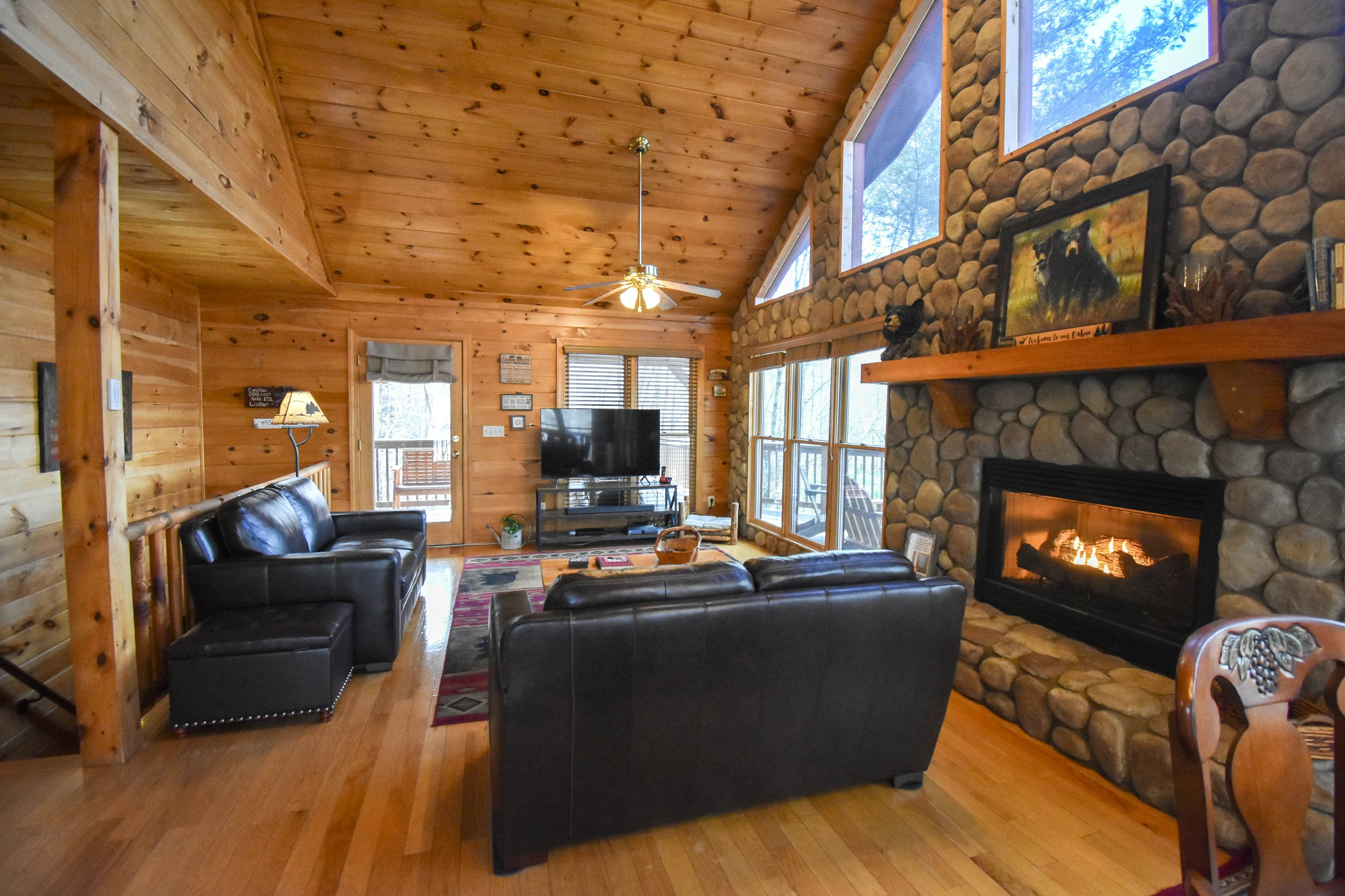 Cashes Mountain View