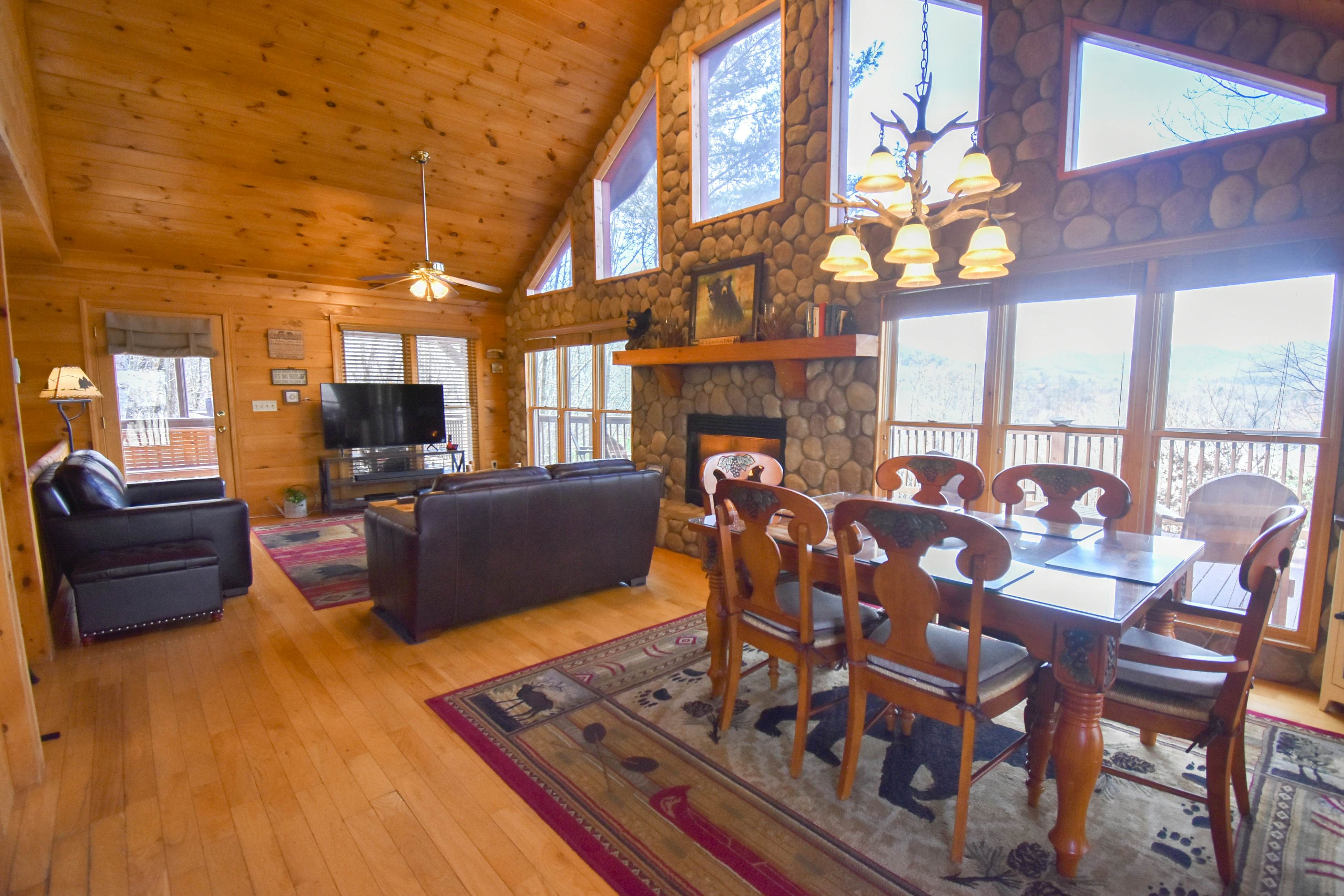 Cashes Mountain View