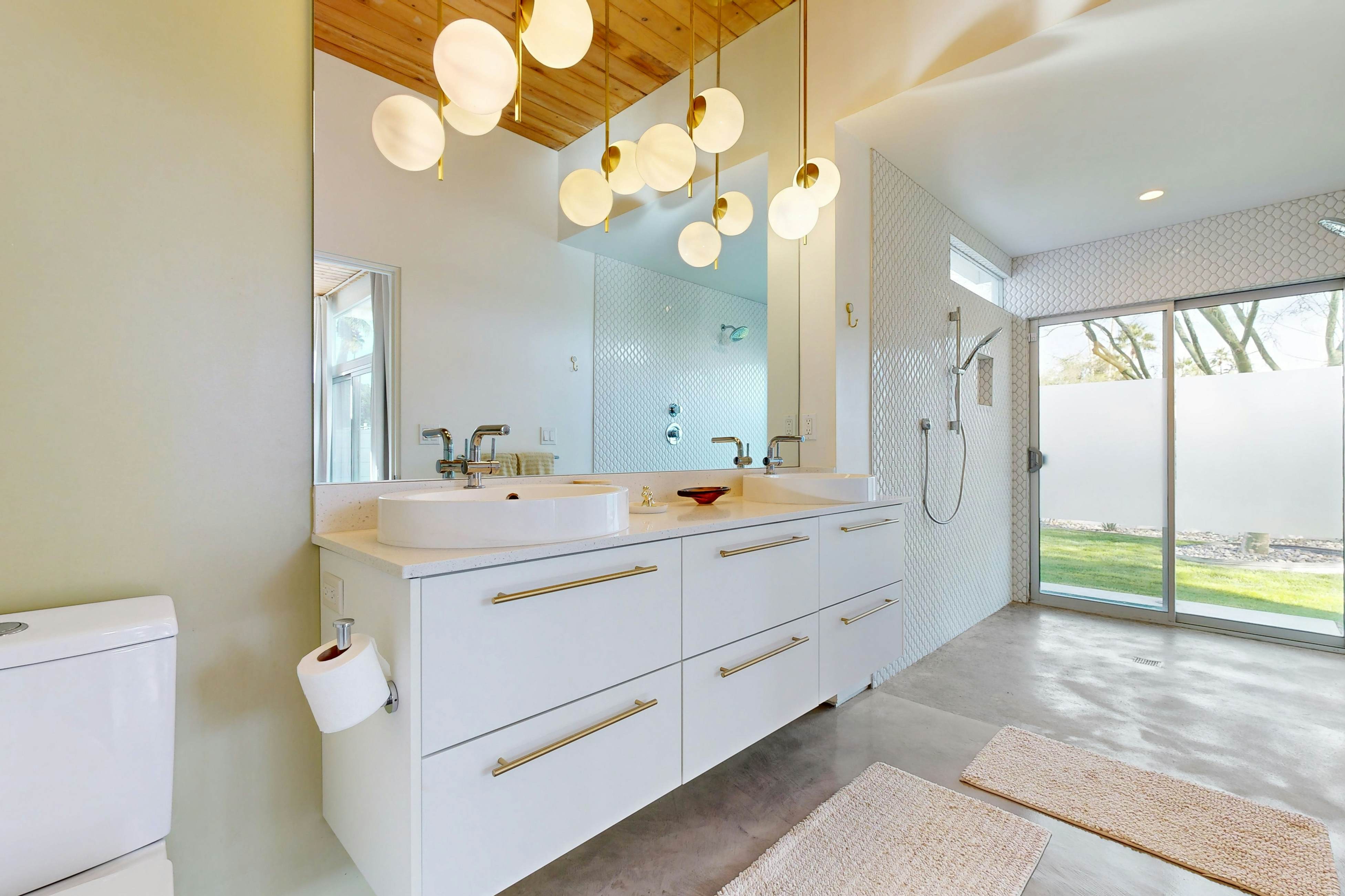 Palm Springs Regal Contemporary - 4106