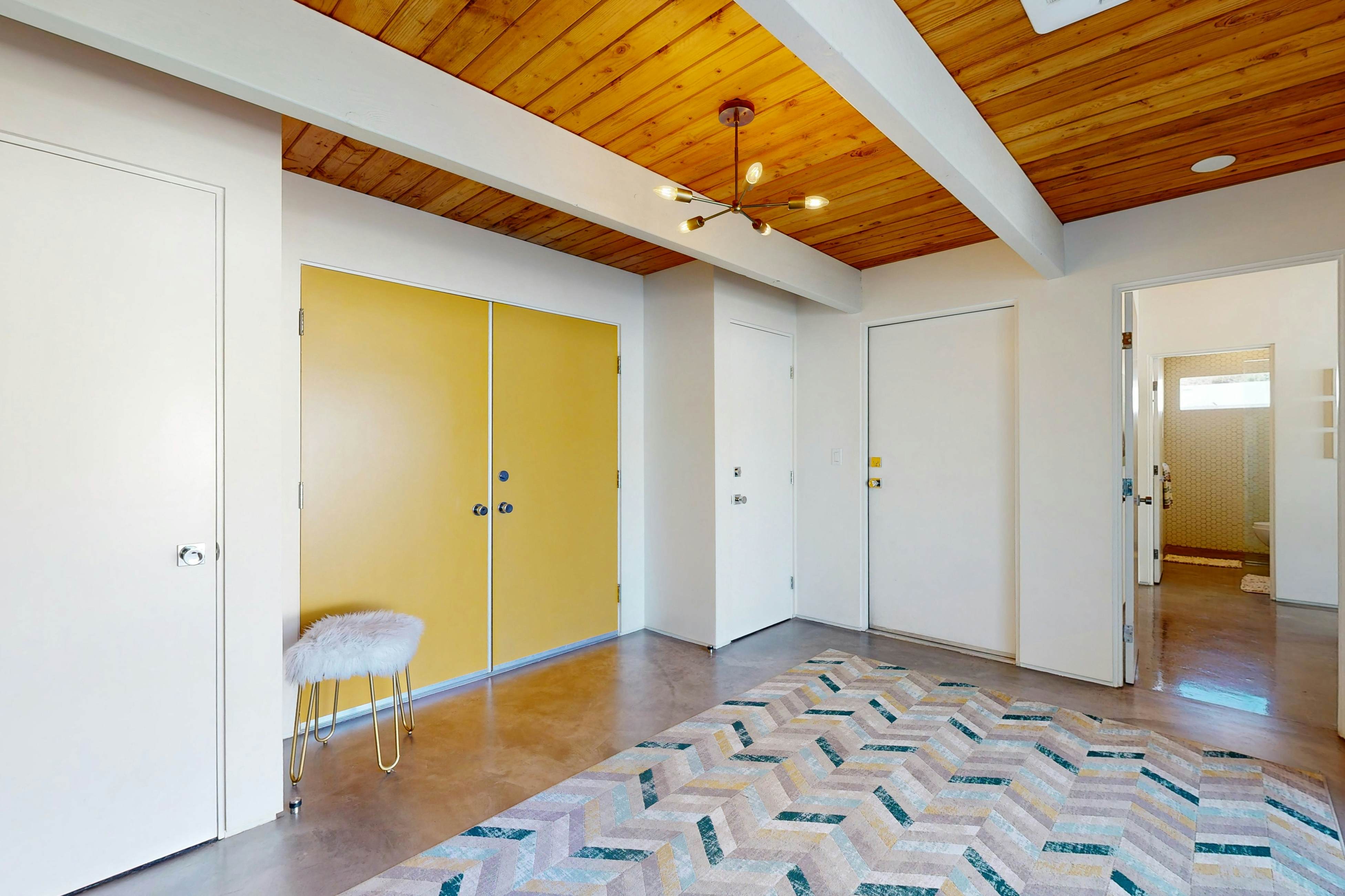 Palm Springs Regal Contemporary - 4106