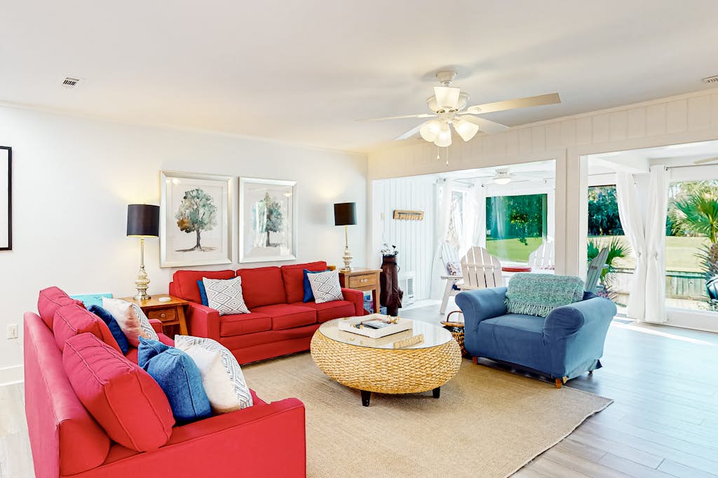 Updated, waterfront condo with amazing lagoon & golf views from the sunroom — Hilton Head, SC — vacation rental