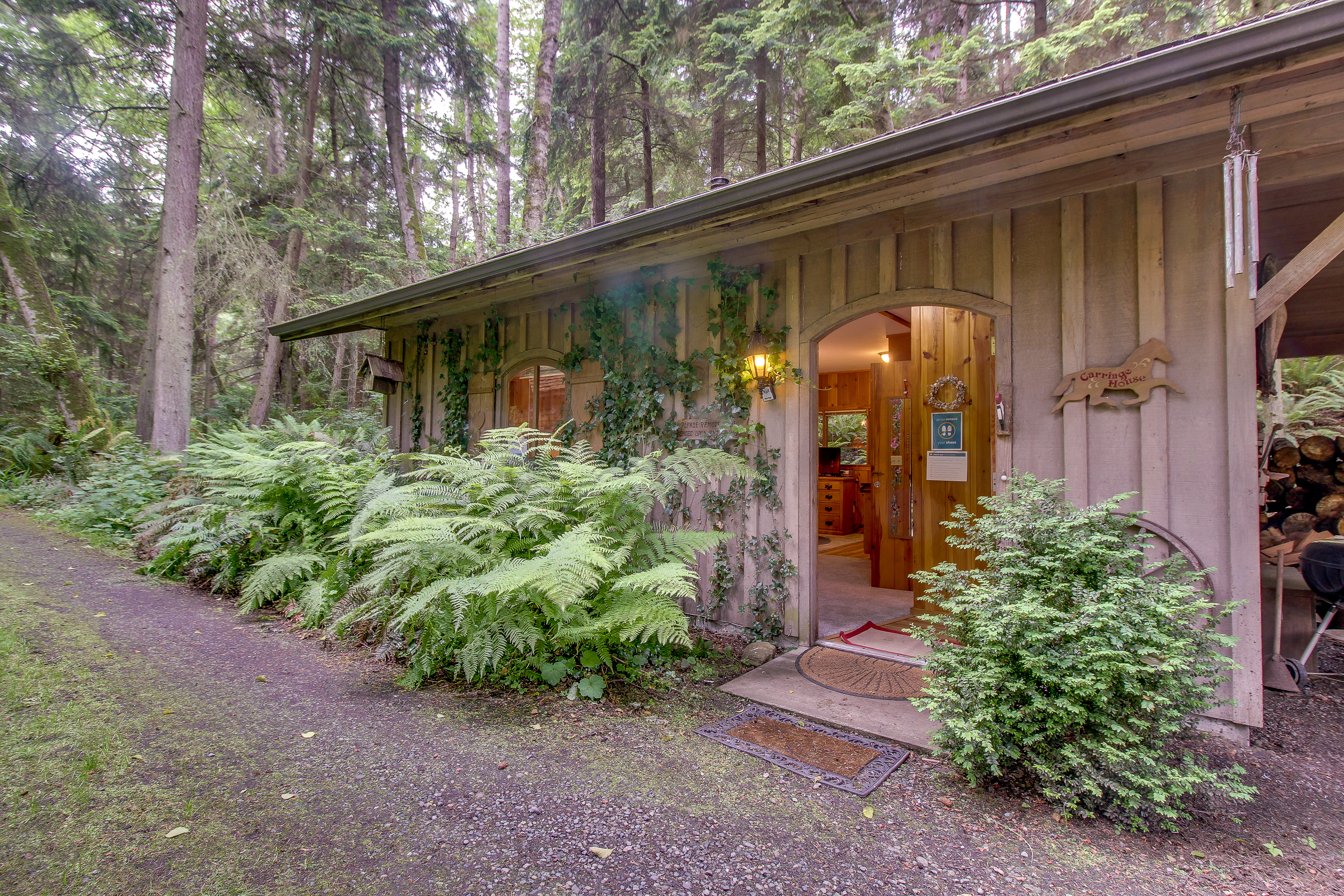 Whidbey Island Log Cabin Rentals Vacation Rentals Vacasa