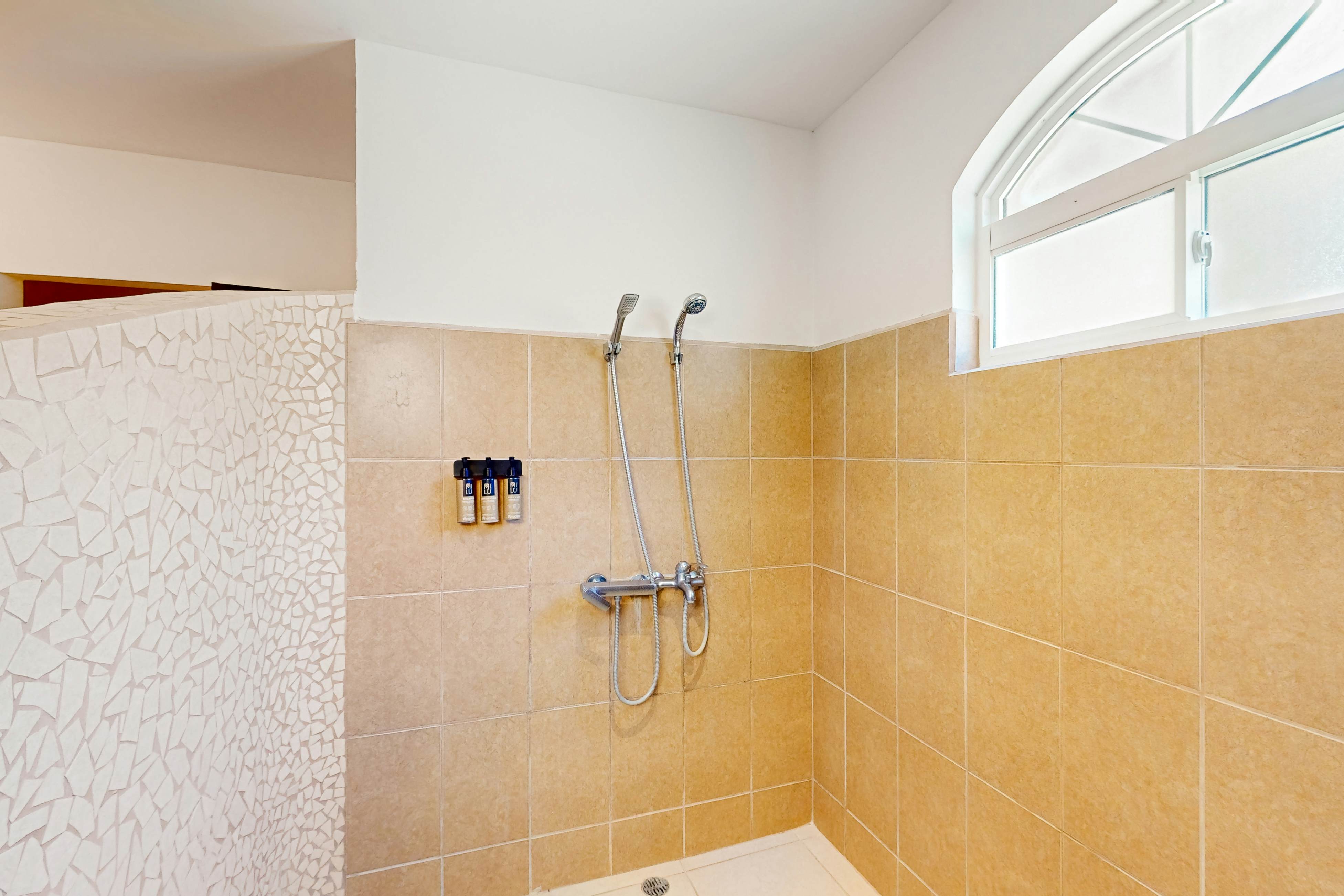 Pacific Sun Estates 1D