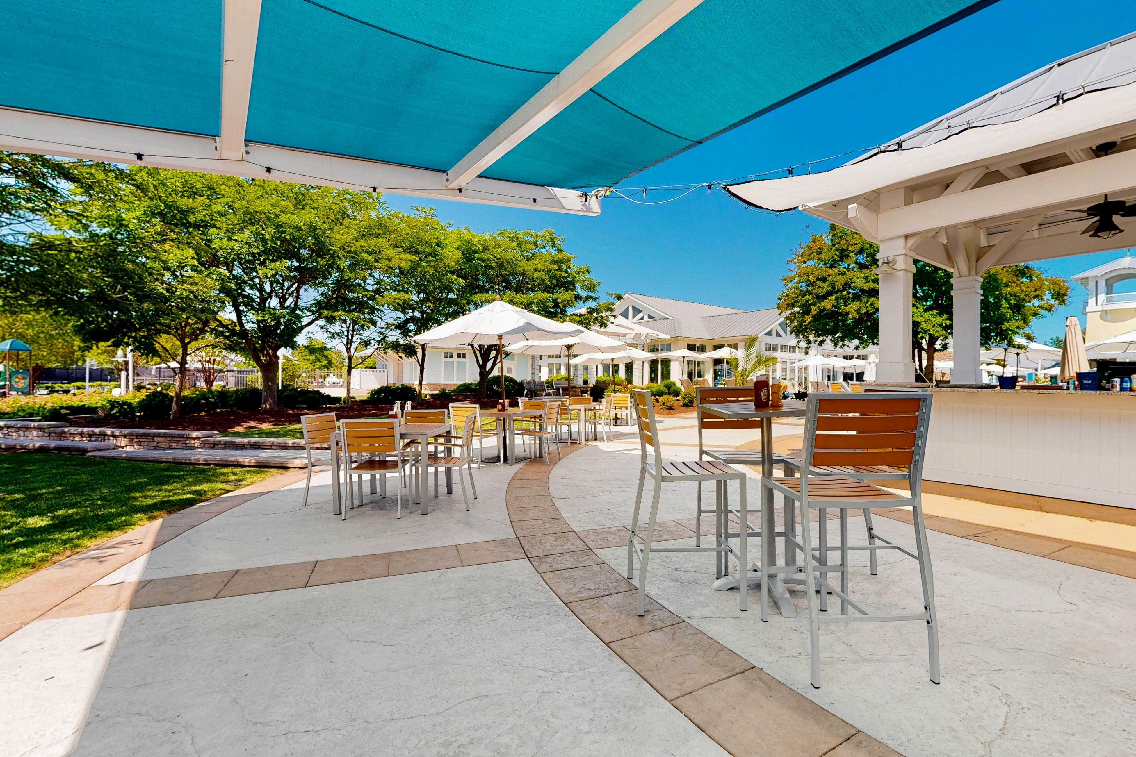 The Peninsula - 24647 Navigators Walk