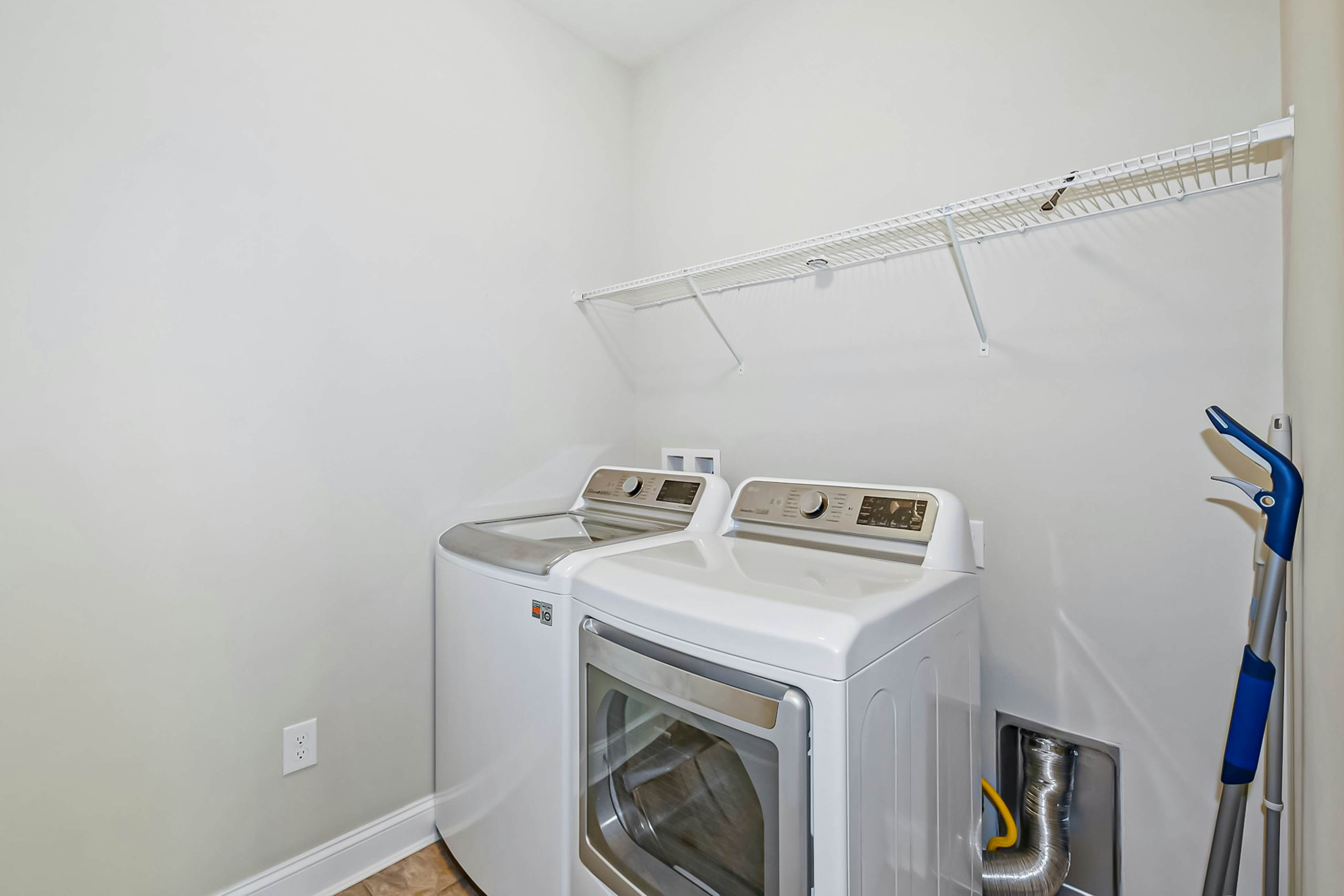 The Peninsula - 24647 Navigators Walk