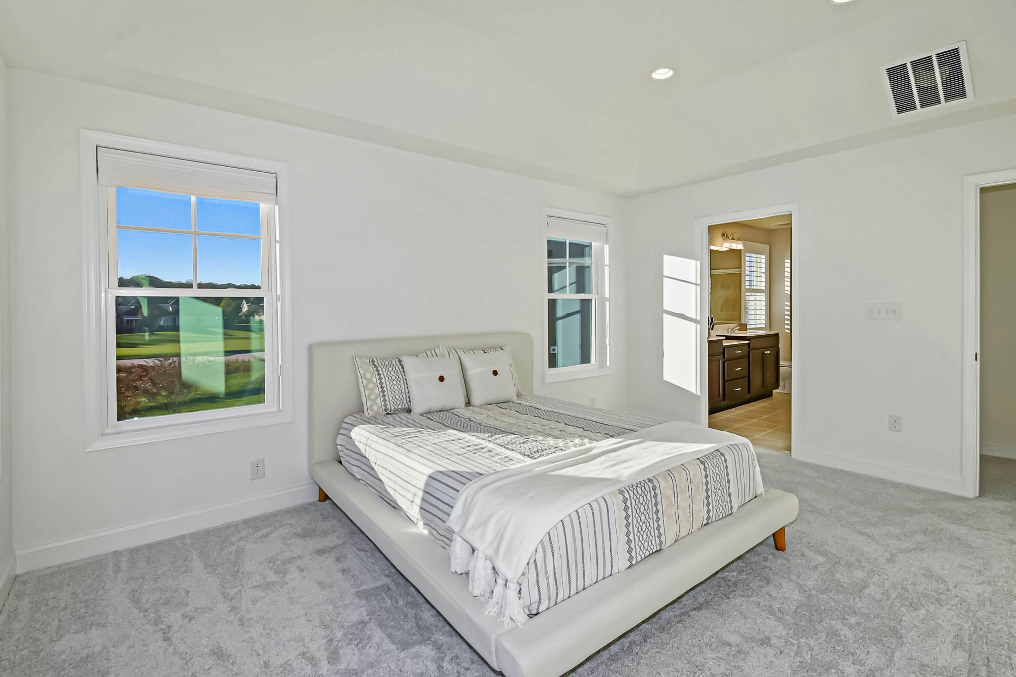 The Peninsula - 24647 Navigators Walk